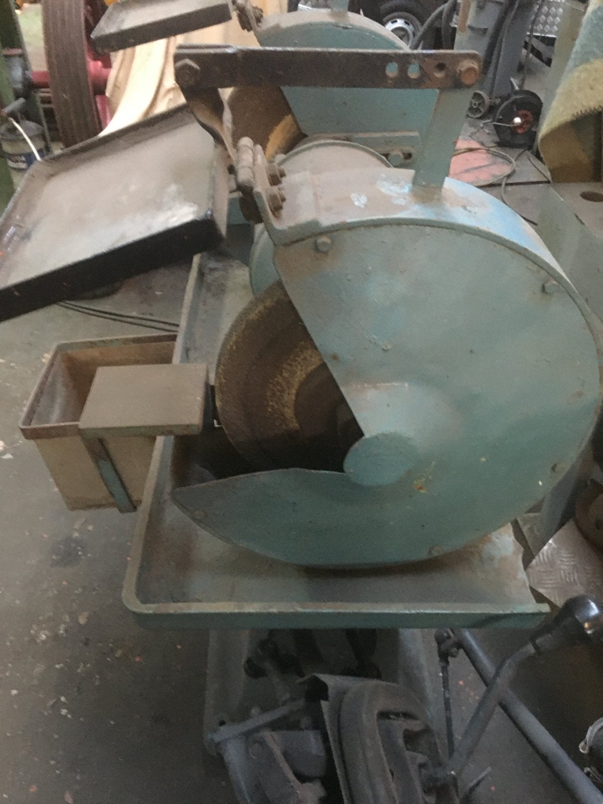 Slijpsteen rond 3/400 mm 380V dubbele schijf, Ophalen, Gebruikt, Werkbankslijpmachine