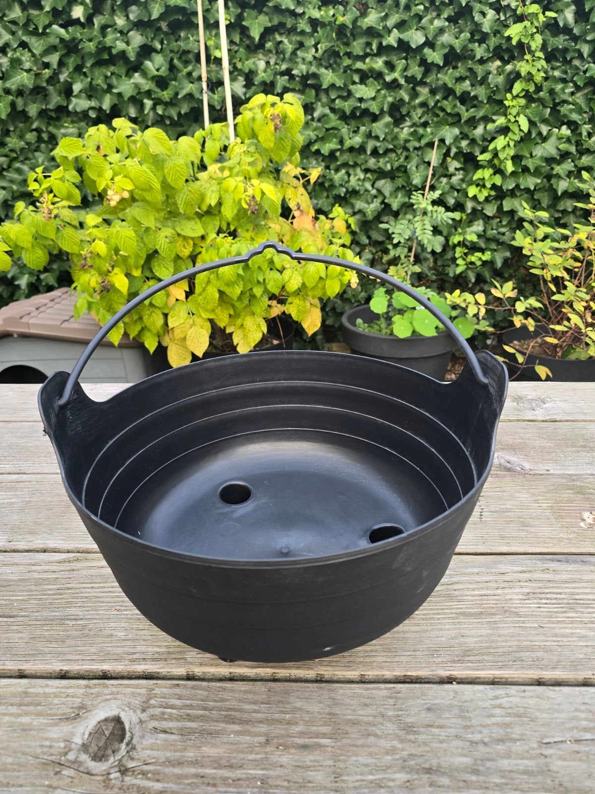 Zwarte Heksenketel Bloempot met Handvat, Tuin en Terras, Ophalen of Verzenden, Zo goed als nieuw, Kunststof