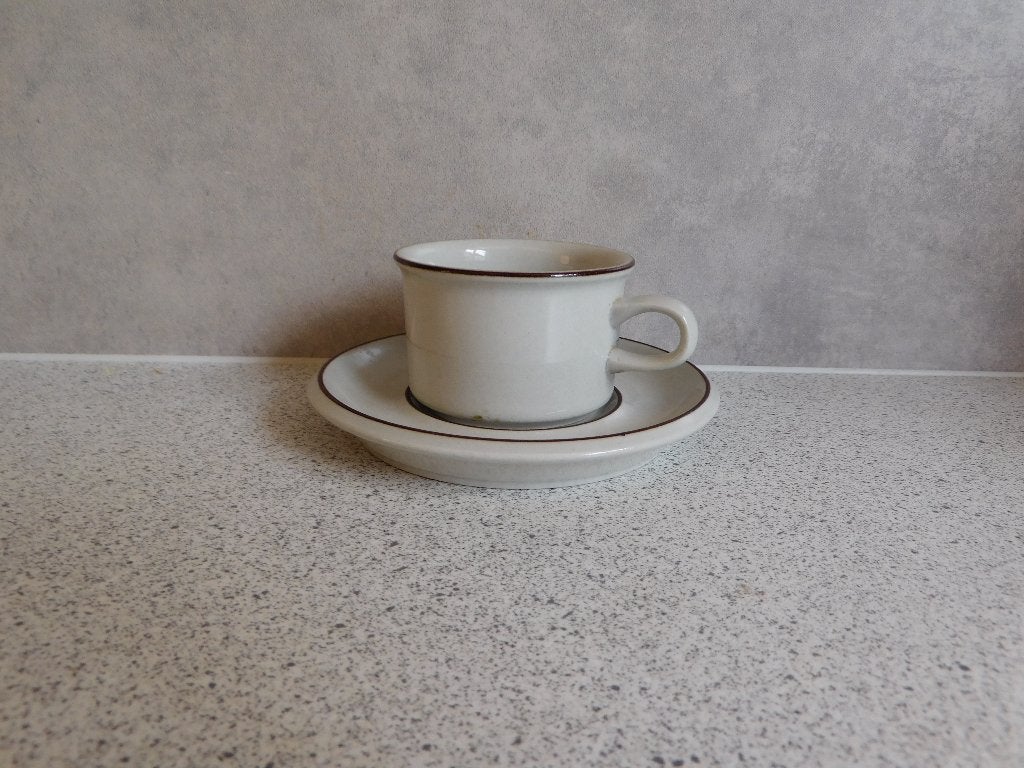 Kop en schotel Espresso Fennica Arabia Finland, Arabia, Keramiek, Vintage, Ophalen of Verzenden