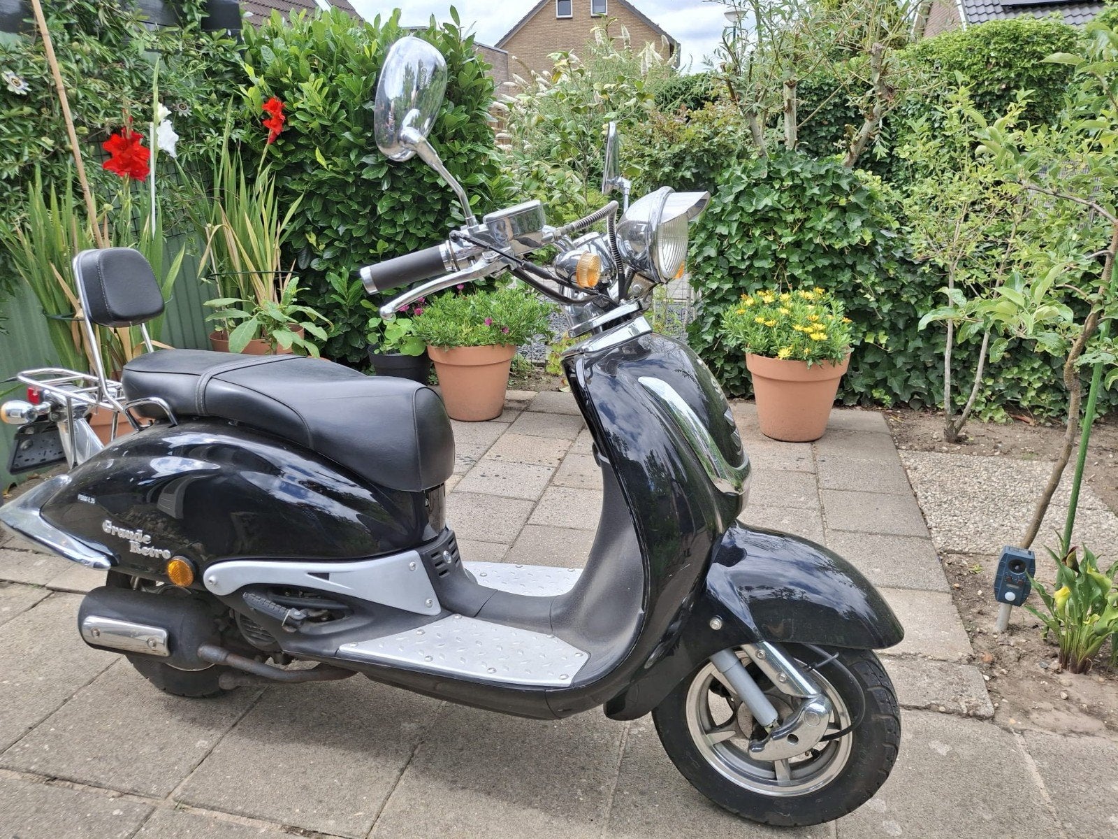 Grande Retro snorscooter - Zwart, weinig kilometers, Fietsen en Brommers, Ophalen, Gebruikt, Overige merken