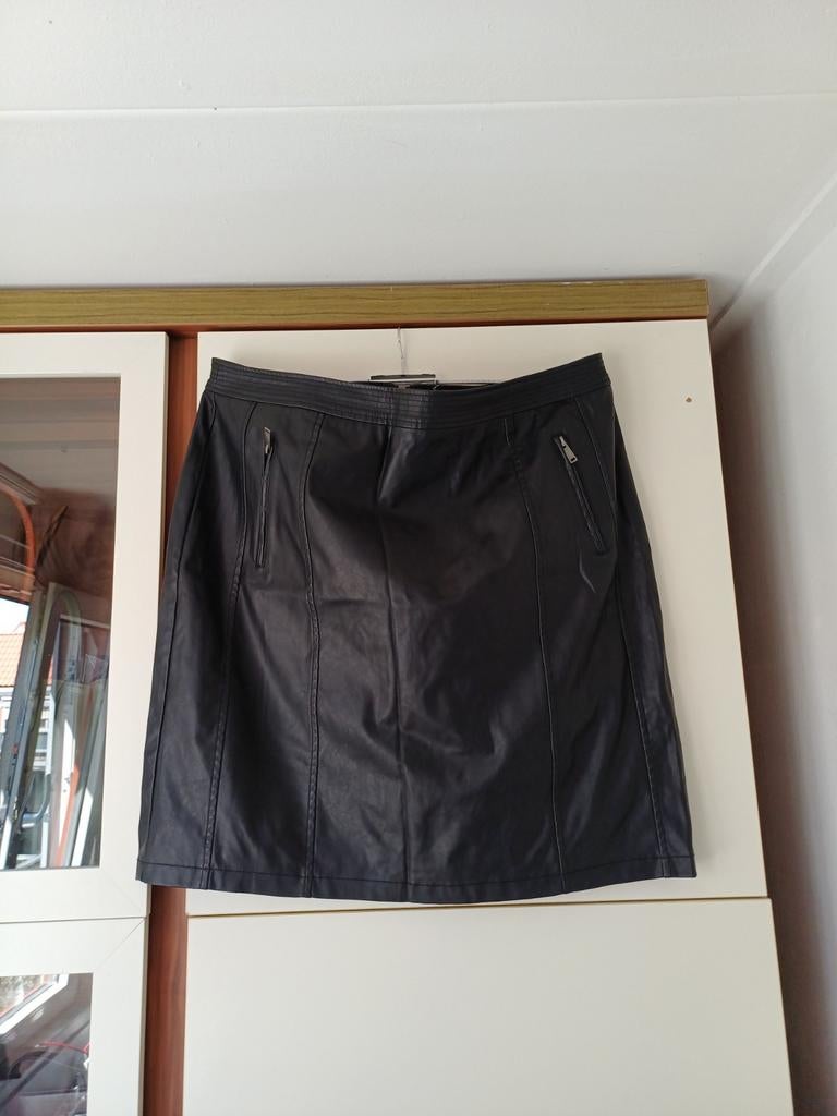 Prachtige leren Rok. Zgan, Kleding | Dames, Rokken, Zwart, Maat 46/48 (XL) of groter, Ophalen of Verzenden, Zo goed als nieuw
