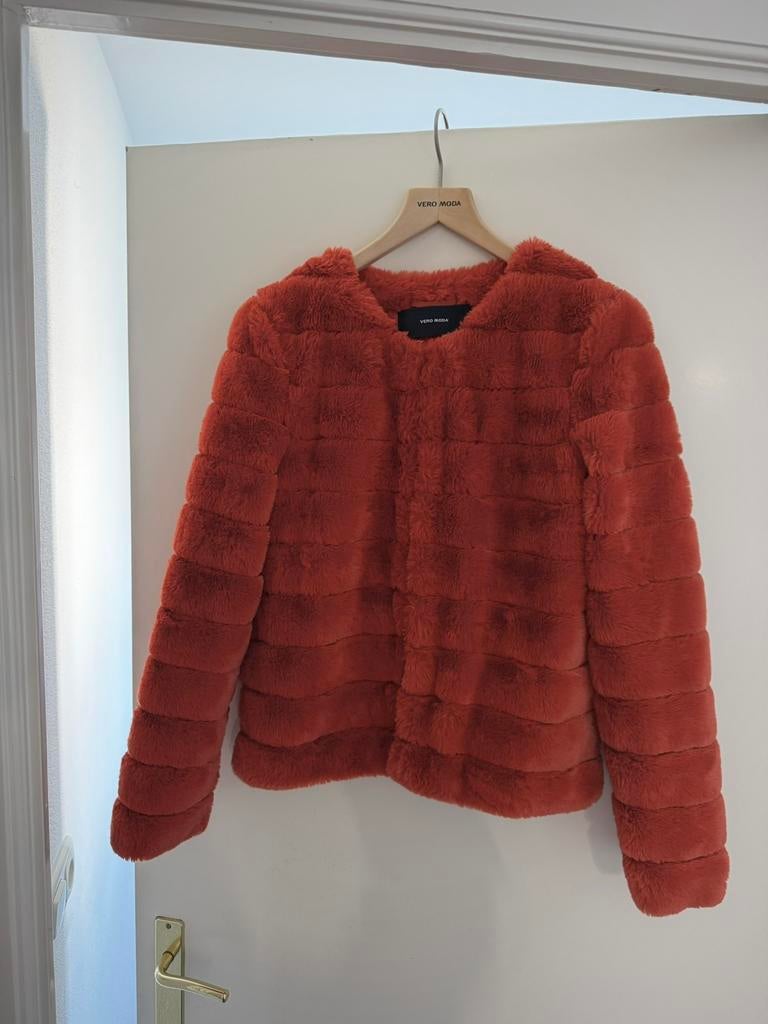 Faux fur jasje, Ophalen of Verzenden, Nieuw, Maat 38/40 (M), Oranje