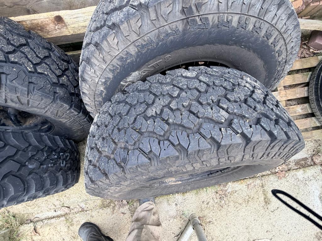 Offroad banden met velgen voor Land Rover Defender, Ophalen, Gebruikt, 16 inch, 285 mm