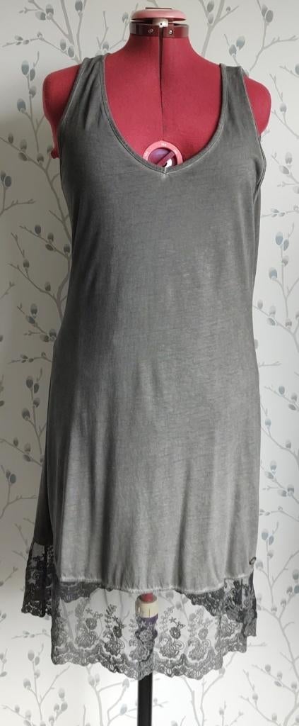 DIDI Pretty Different Slipdress Maat XL, Kleding | Dames, Jurken, Zo goed als nieuw, Maat 46/48 (XL) of groter, Grijs, Knielengte