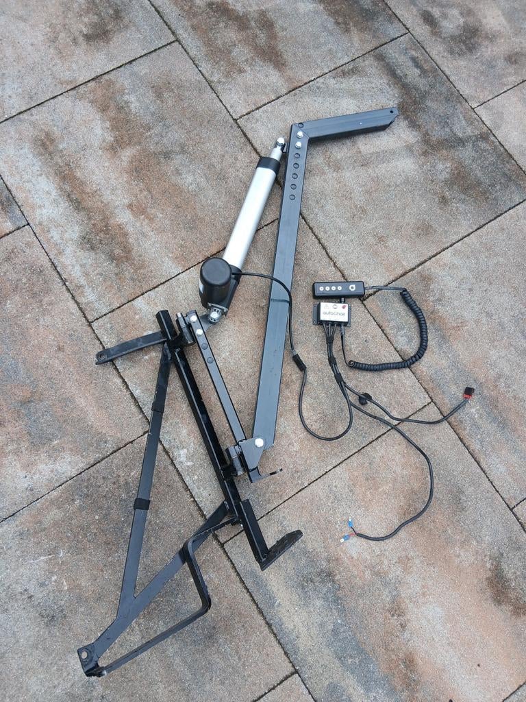 AutoChair auto lift., Ophalen, Gebruikt, Universele onderdelen