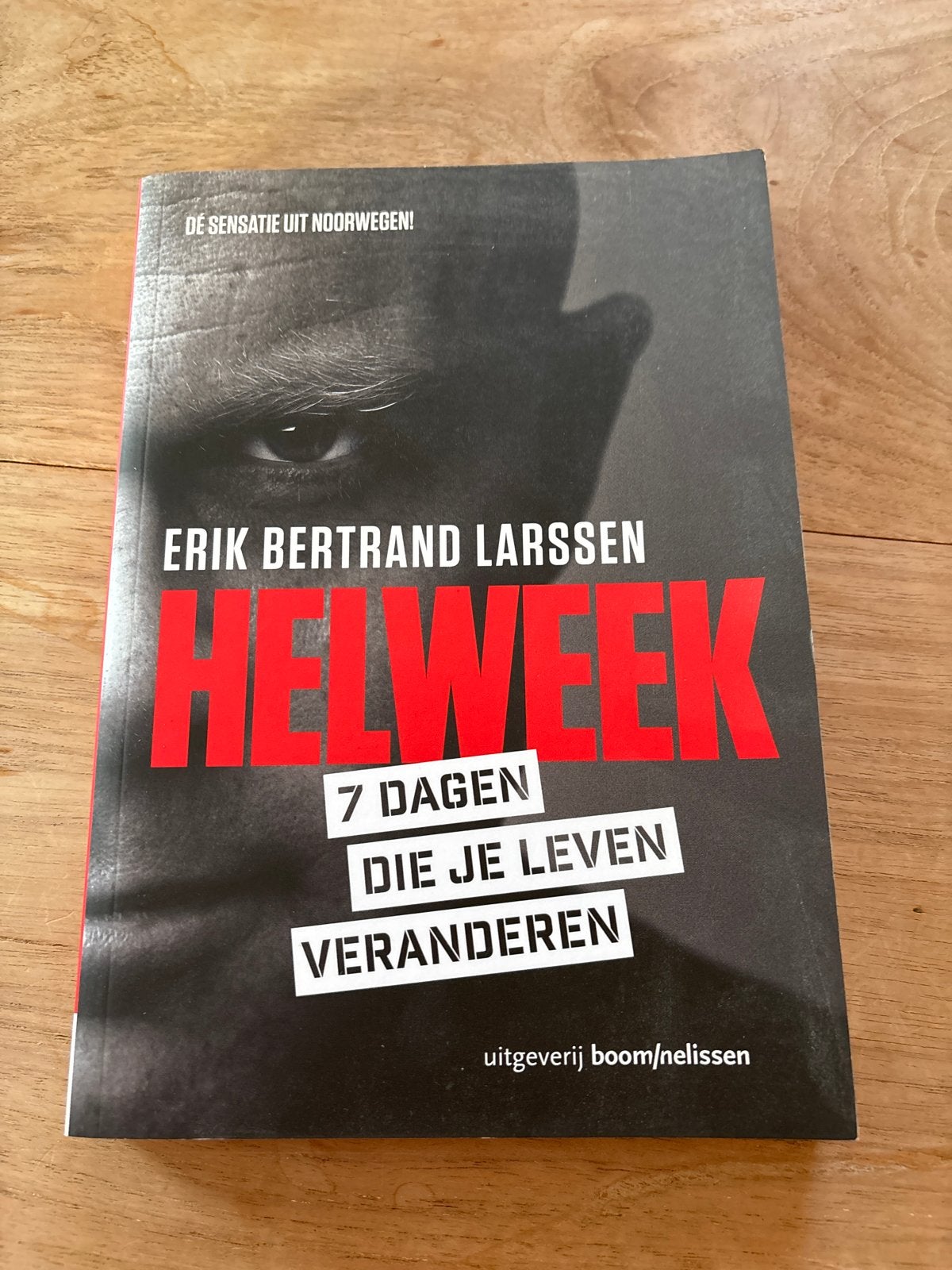 Helweek: 7 dagen die je leven veranderen - Erik Bertrand Lar, Ophalen of Verzenden, Zo goed als nieuw, Scandinavië