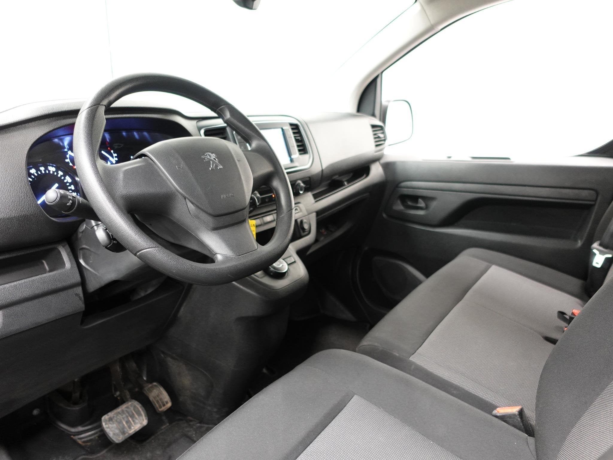 Peugeot Expert 2.0 BlueHDI 145PK L3 Automaat Navigatie Airco, Stof, Gebruikt, 4 cilinders, 2500 kg