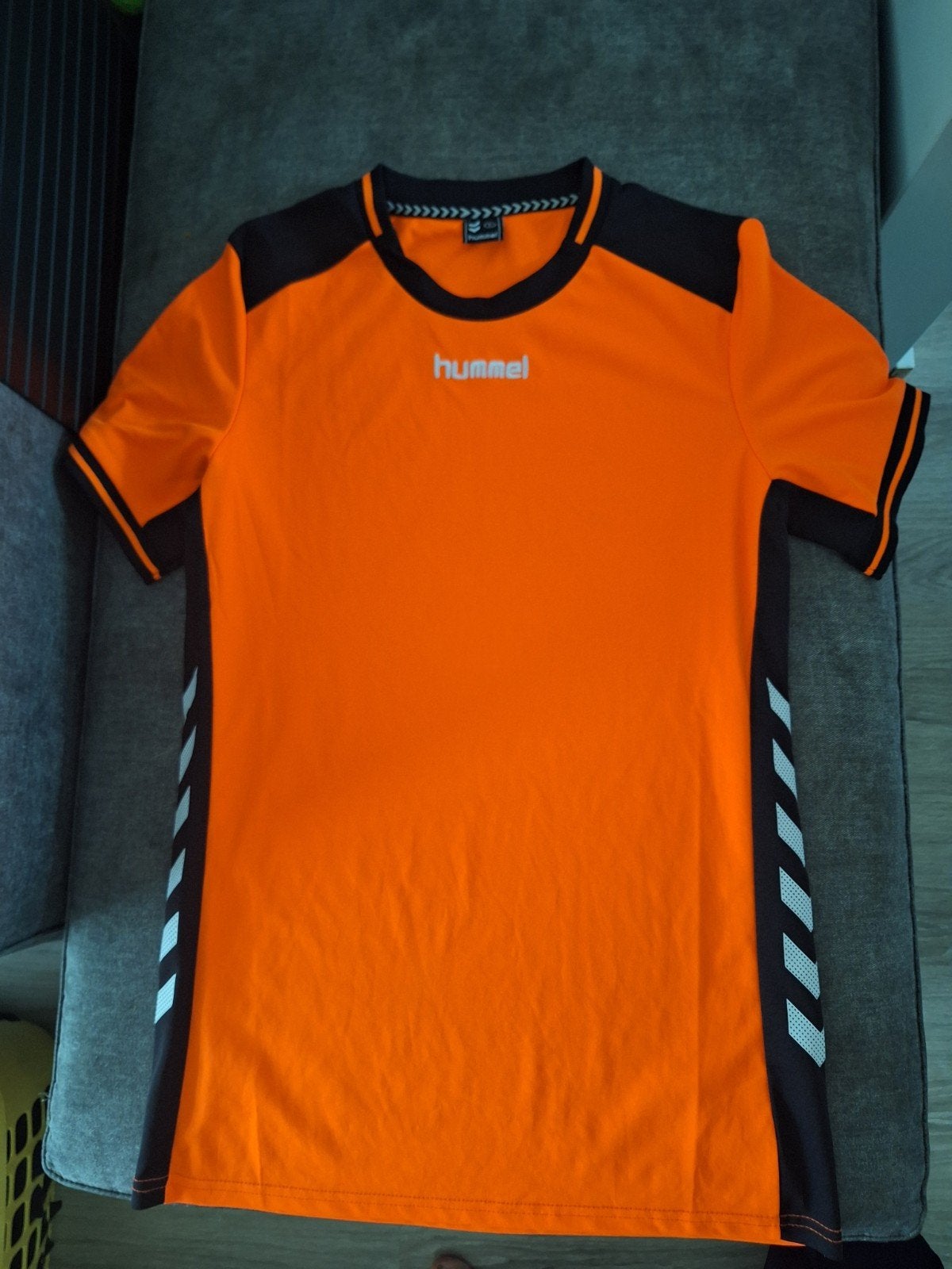 HUMMEL damesshirt maat L, Ophalen of Verzenden, Zo goed als nieuw, Maat 38/40 (M), Oranje
