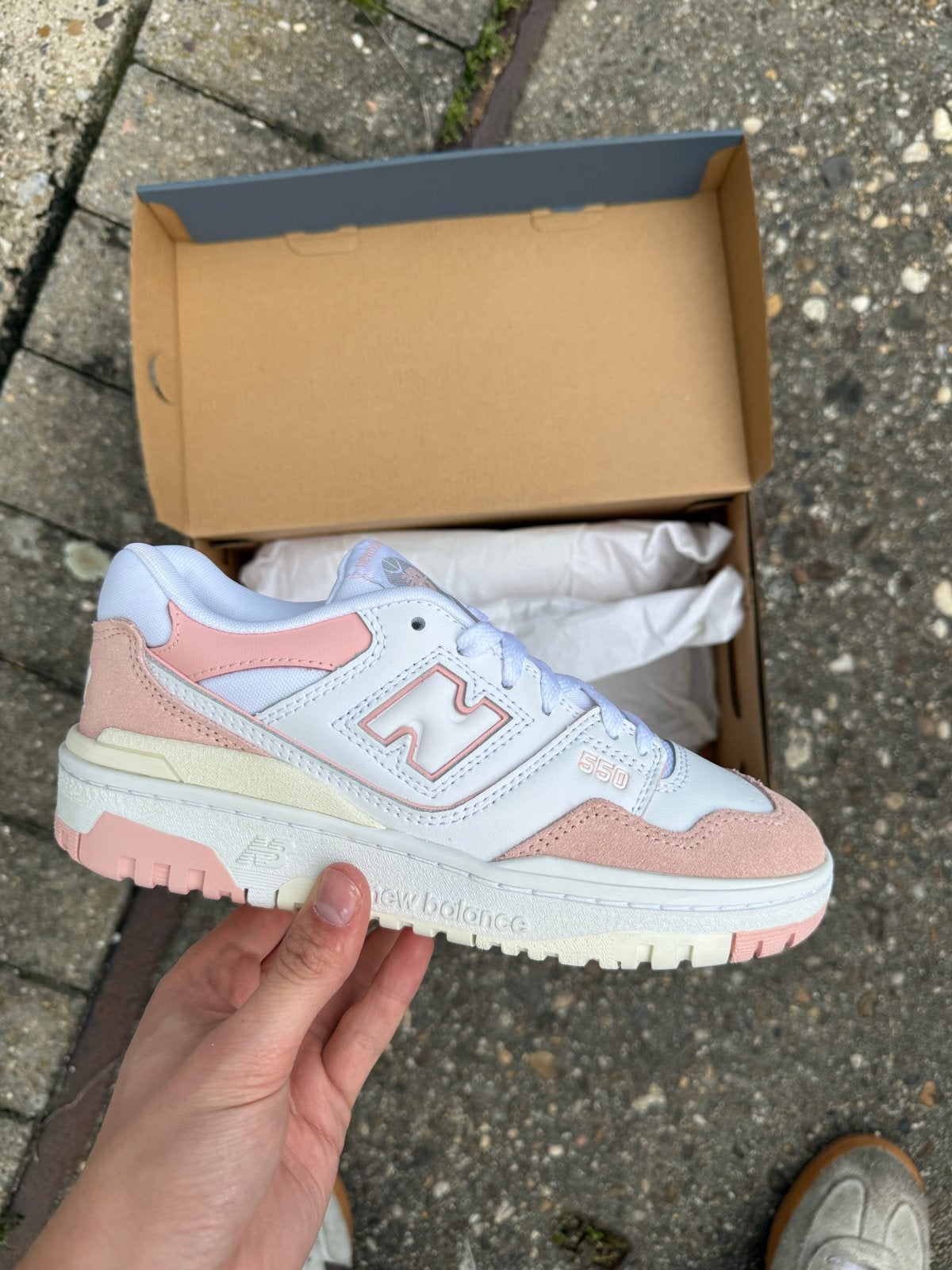 New Balance 550 Roze Wit - Maat 37, Ophalen of Verzenden, Nieuw, Roze, Sneakers of Gympen