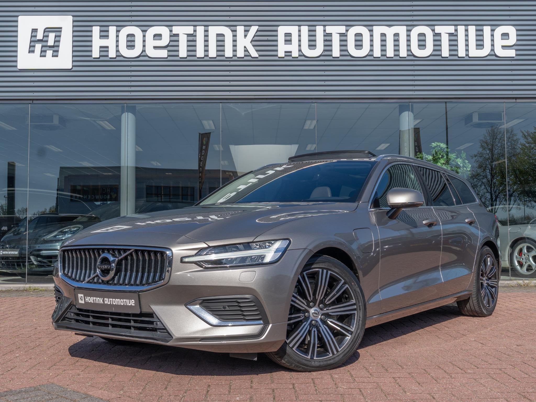Volvo V60 2.0 T8 Recharge AWD Inscription | Elc trekhaak | V, Auto's, Volvo, Gebruikt, Euro 6, 4 cilinders, Automatische klimaatregeling