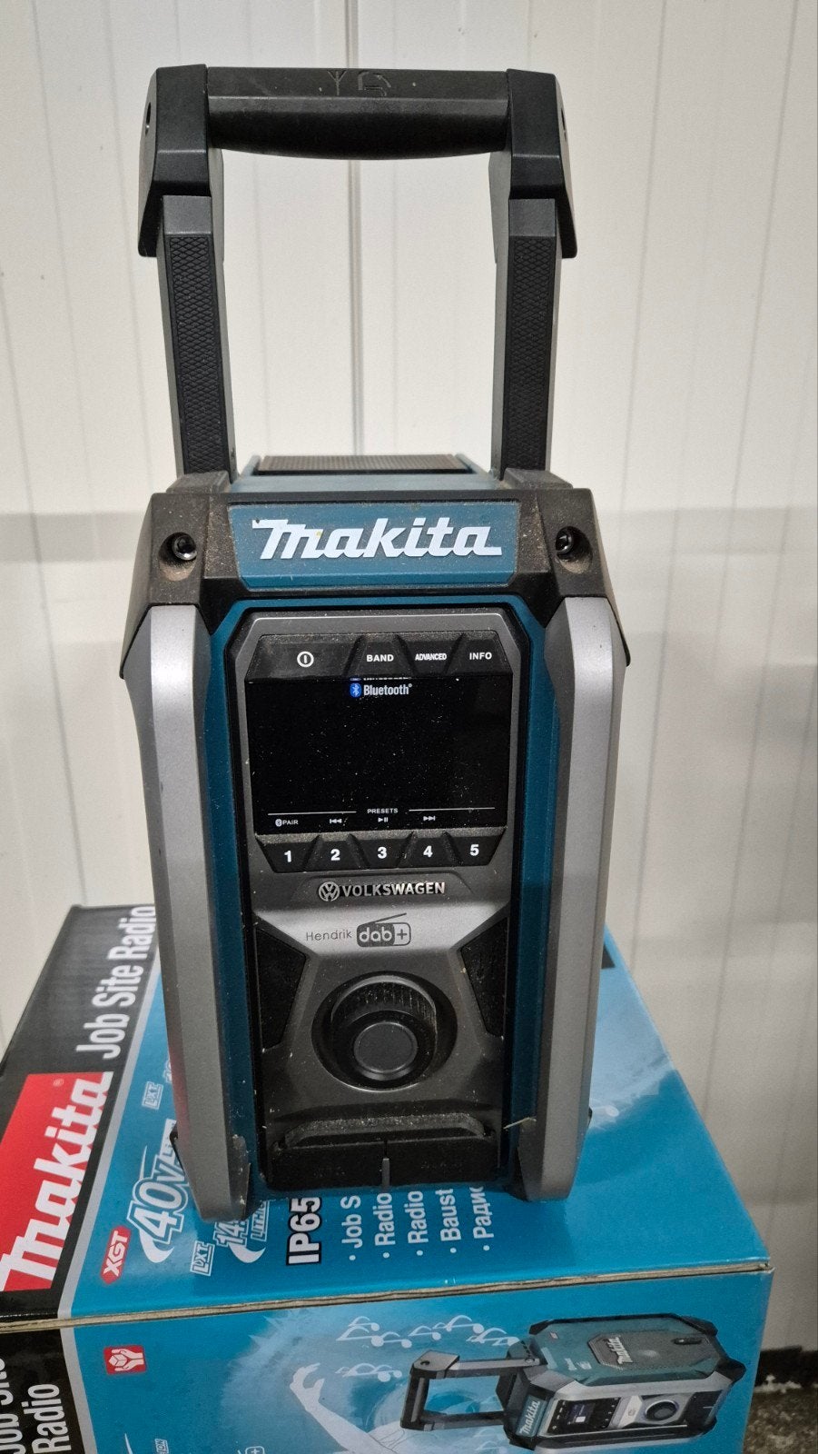 Makita Bouwradio MR007G - met toebehoren, Ophalen of Verzenden, Gebruikt, Bouwradio