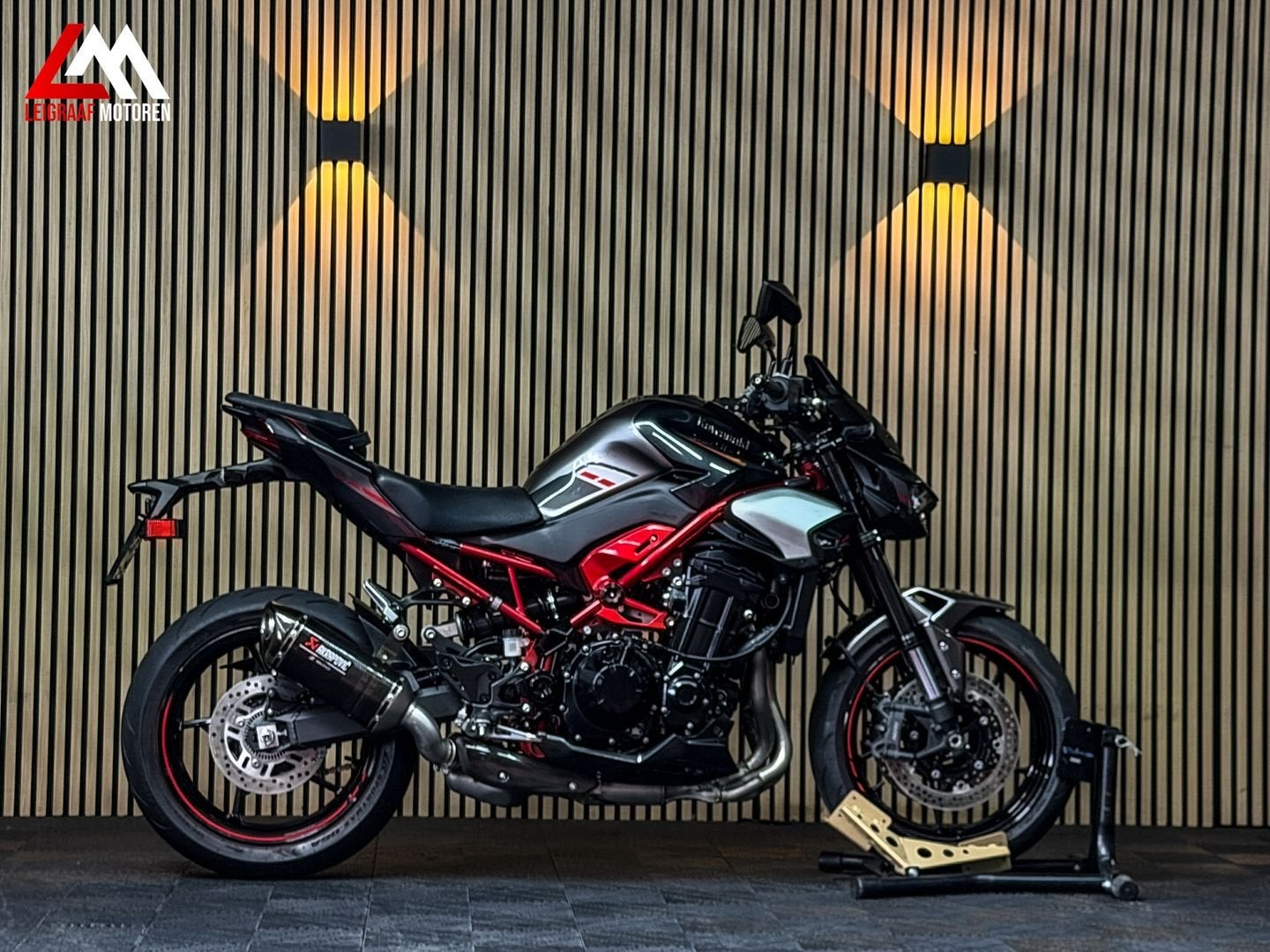 KAWASAKI Z900 PERFORMANCE (bj 2025) 6,999 km, Motoren, Motoren | Kawasaki, 4 cilinders, 948 cc, Bedrijf, Onbekend