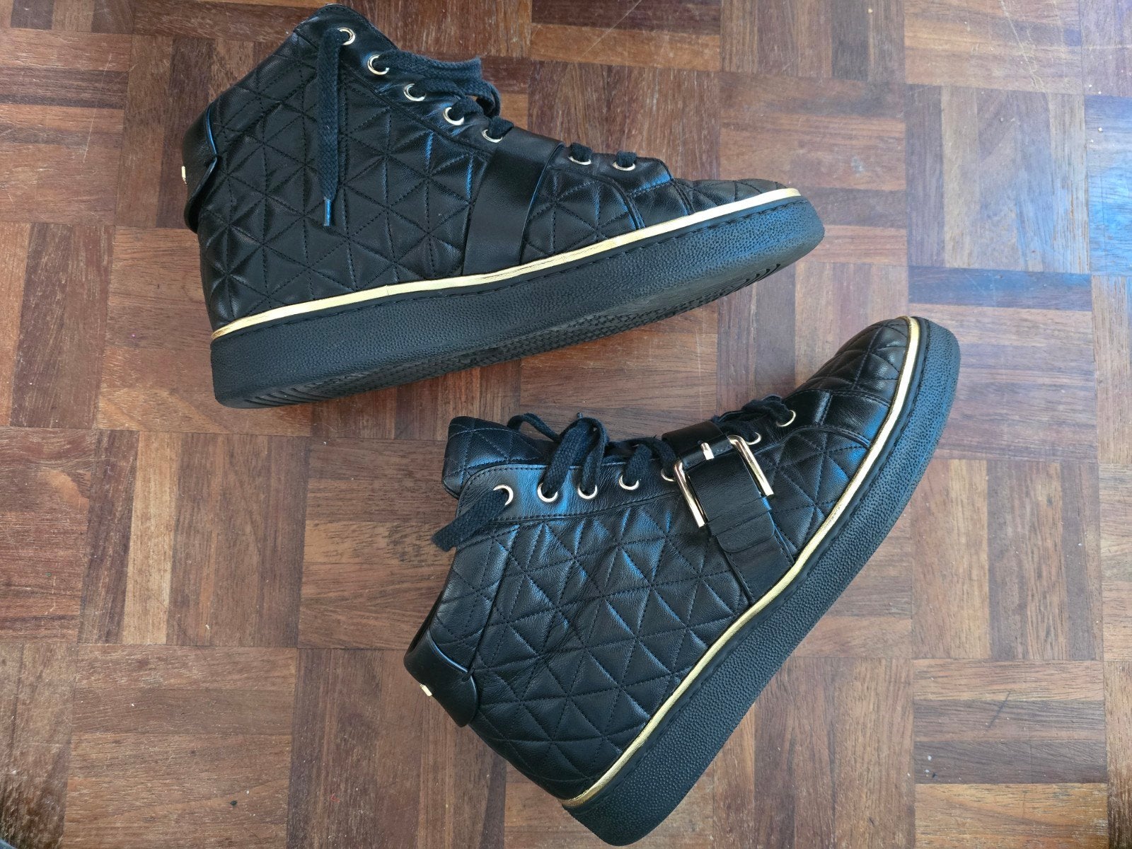Balmain Paris Hoge Sneakers Zwart Goud Maat 43, Kleding | Heren, Balmain, Zwart, Ophalen of Verzenden, Sneakers of Gympen