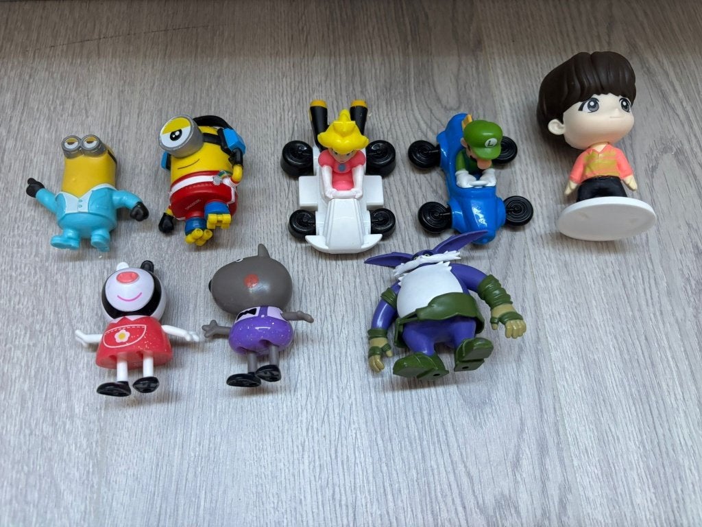 Diverse poppetjes - Mario Kart, Peppa Pig, Minions, BTS, Ophalen of Verzenden, Gebruikt