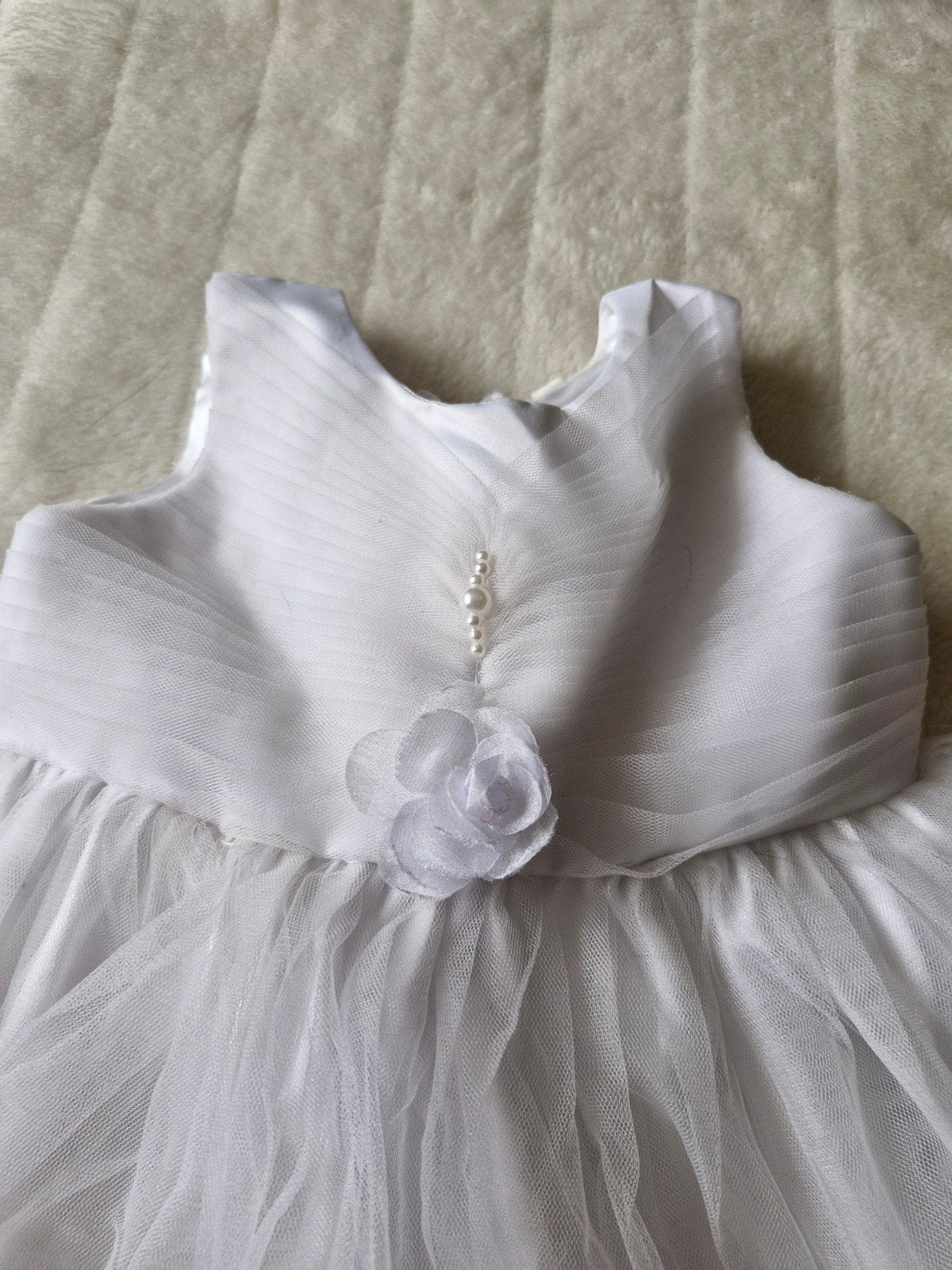 Wit bruidsmeisjes jurkje met roosje en strik maat 104, Kinderen en Baby's, Kinderkleding | Maat 104, Meisje, Onbekend, Ophalen of Verzenden