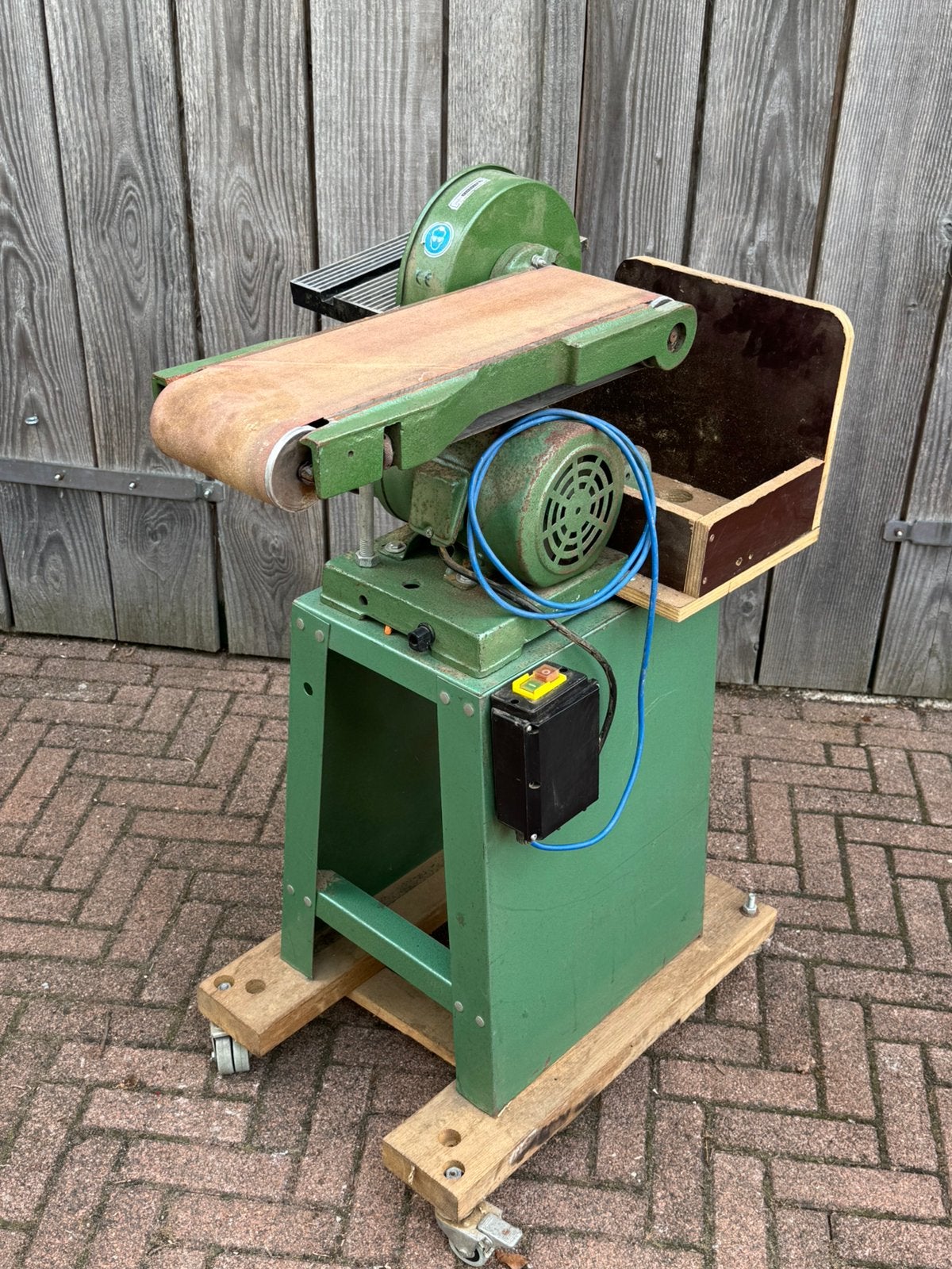 Huvema bandschuurmachine schuurband, Ophalen of Verzenden, Zo goed als nieuw, Bandschuurmachine