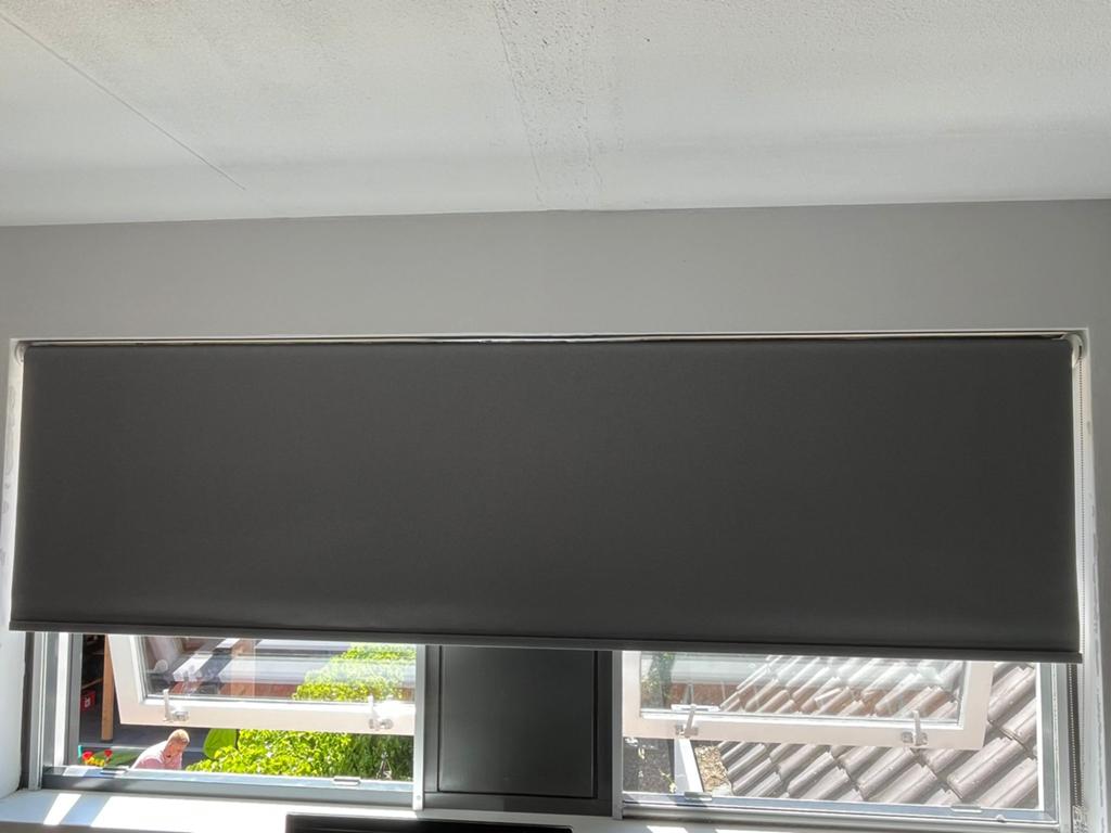 Rolgordijn Pax verduisterend 280 breed., Ophalen, Zo goed als nieuw, 200 cm of meer, Grijs