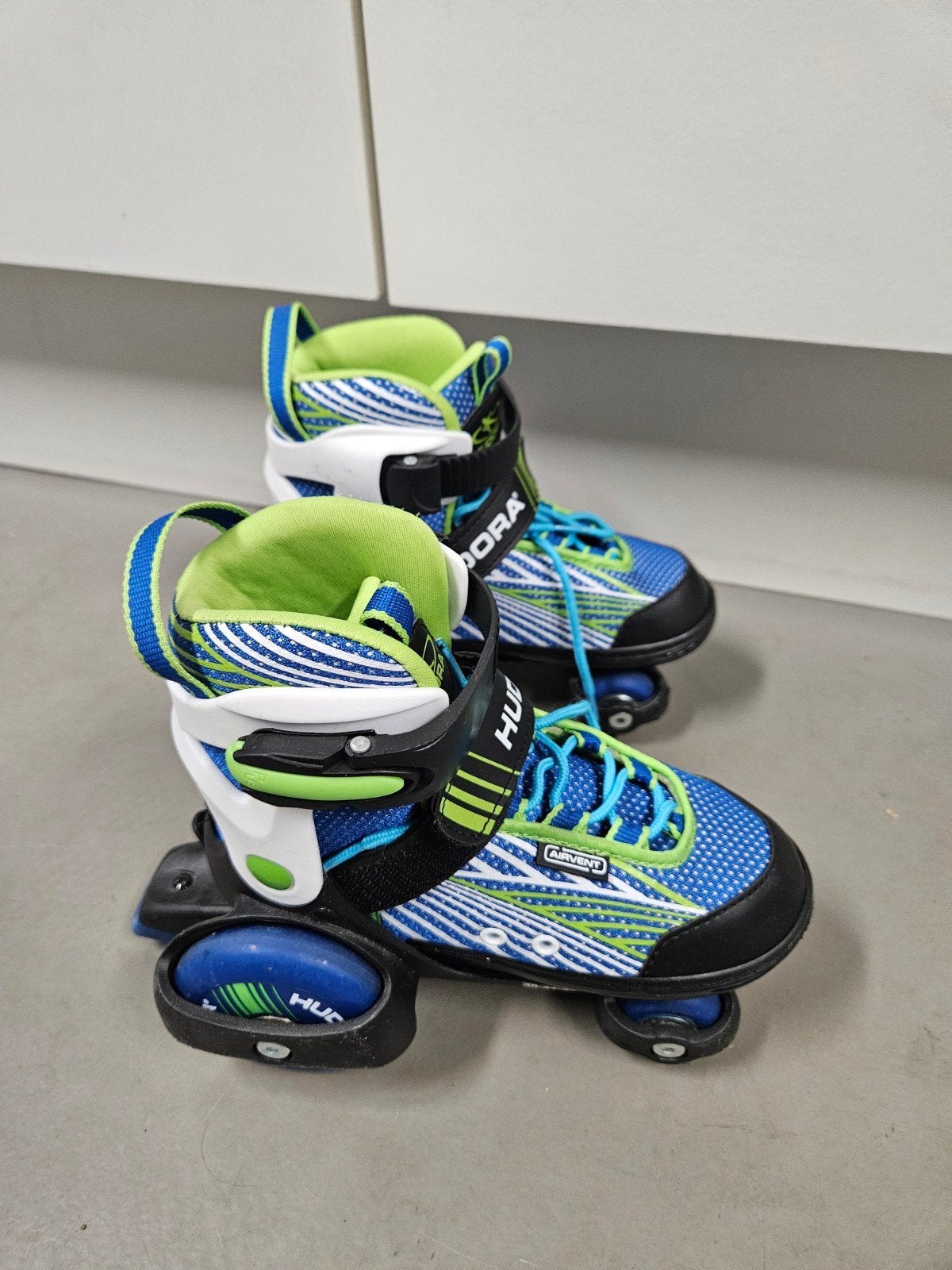 Hudora rolschaatsen voor kinderen, maat 30-33, Kinderen, Ophalen of Verzenden, Verstelbaar, Gebruikt