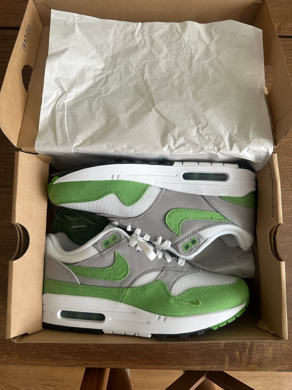 Nike Air Max 1 Patta 'Chlorophyll' 39 - Nieuw in doos, Ophalen of Verzenden, Nieuw, Groen, Sneakers of Gympen