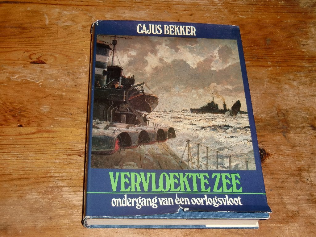 Cajus Bekker : Vervloekte zee (Duitse marine tijdens Wo2), Ophalen of Verzenden, Zo goed als nieuw, Motorboot, Boek of Tijdschrift