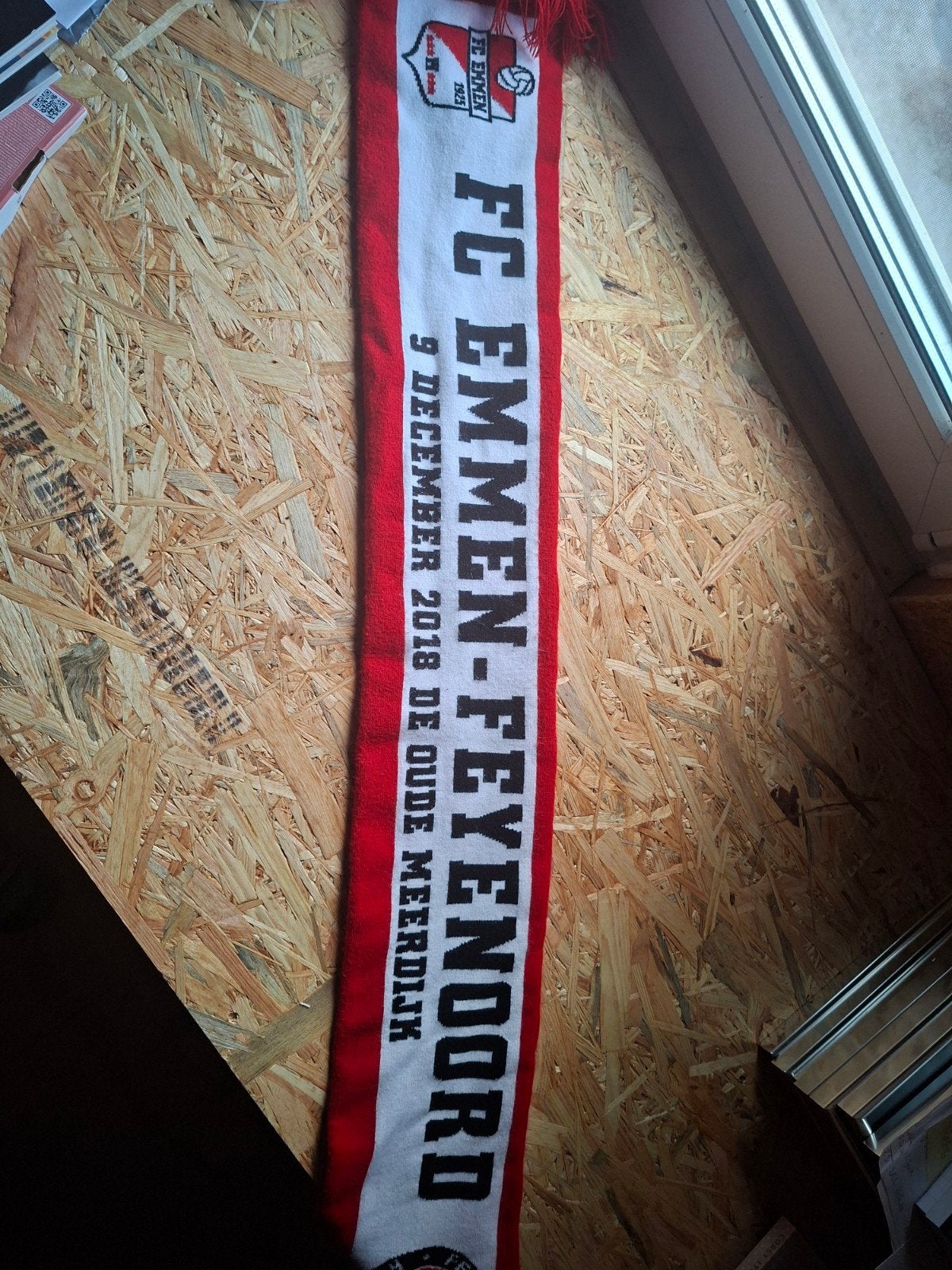 FC Emmen - Feyenoord sjaal 9 december 2018, Ophalen of Verzenden, Zo goed als nieuw, Feyenoord, Vaantje of Sjaal