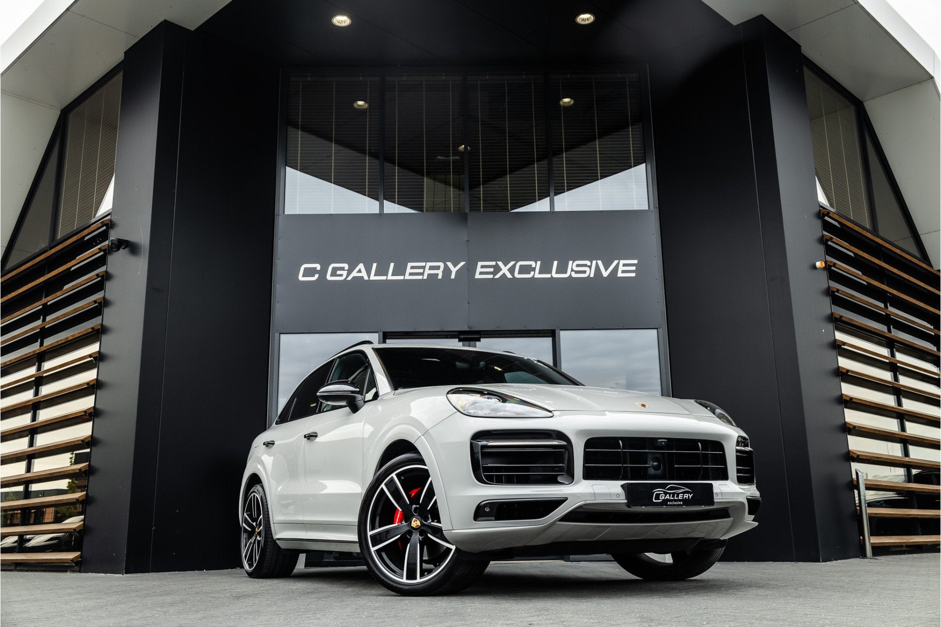 Porsche Cayenne 3.0 E-Hybrid - Sport Chrono + | Panorama | P, Auto's, Automaat, Cayenne, 462 pk, Bedrijf