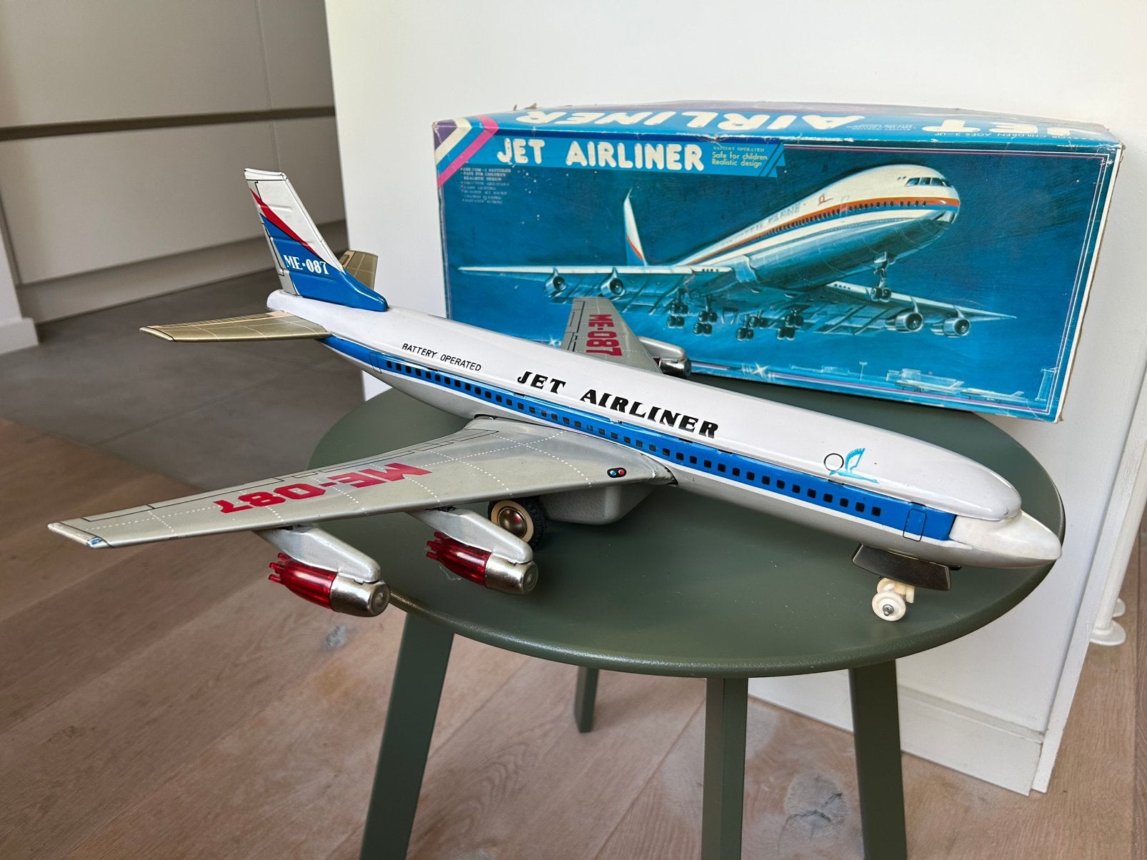 Blikken vliegtuig ME 087 Boeing 707 straalvliegtuig + doos, Verzamelen, Ophalen of Verzenden, Gebruikt, Overige typen