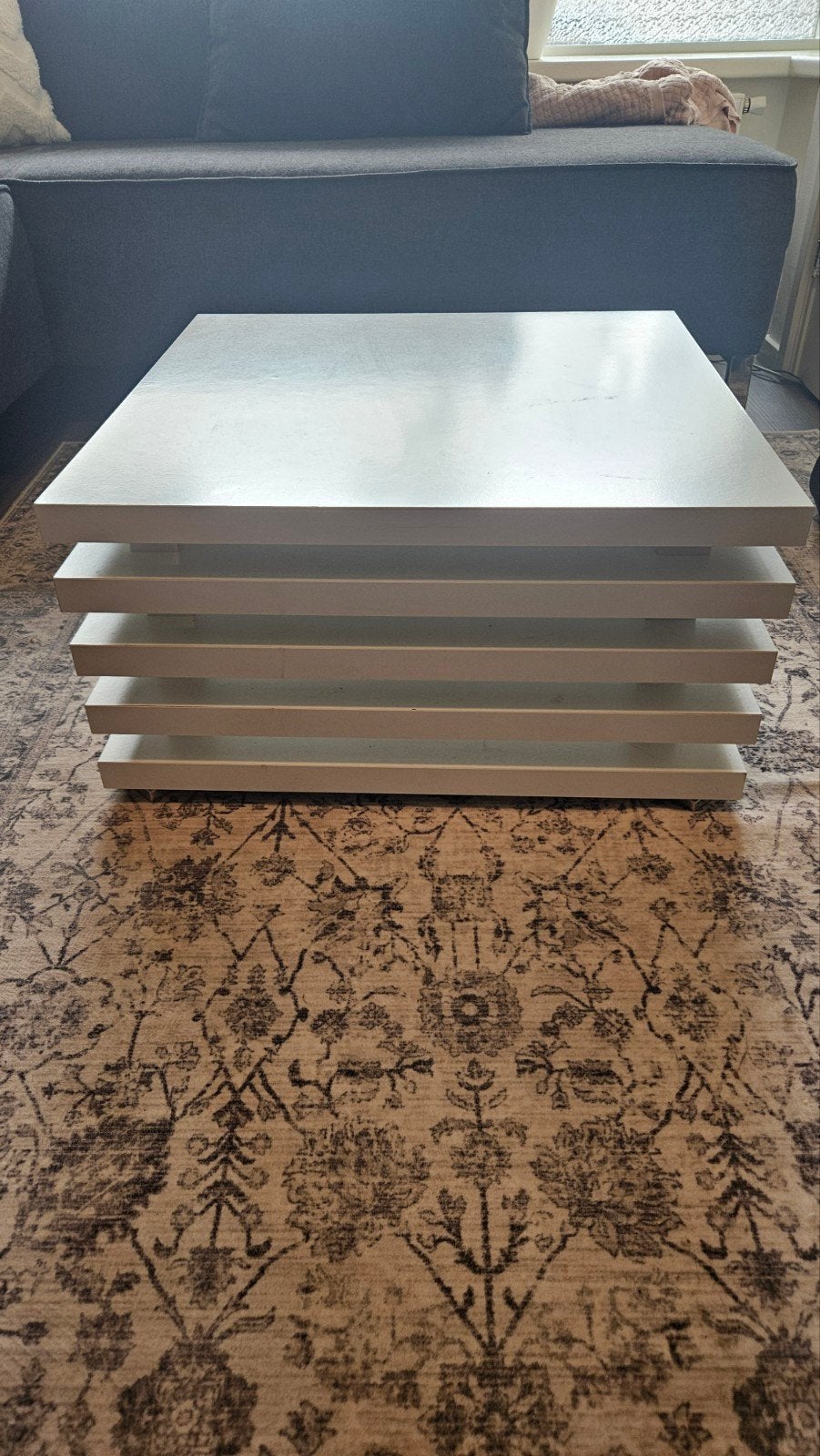 Salontafel wit 60x60x31cm met gebruikerssporen, Huis en Inrichting, Tafels | Salontafels, Ophalen, Gebruikt, 50 tot 100 cm, Vierkant