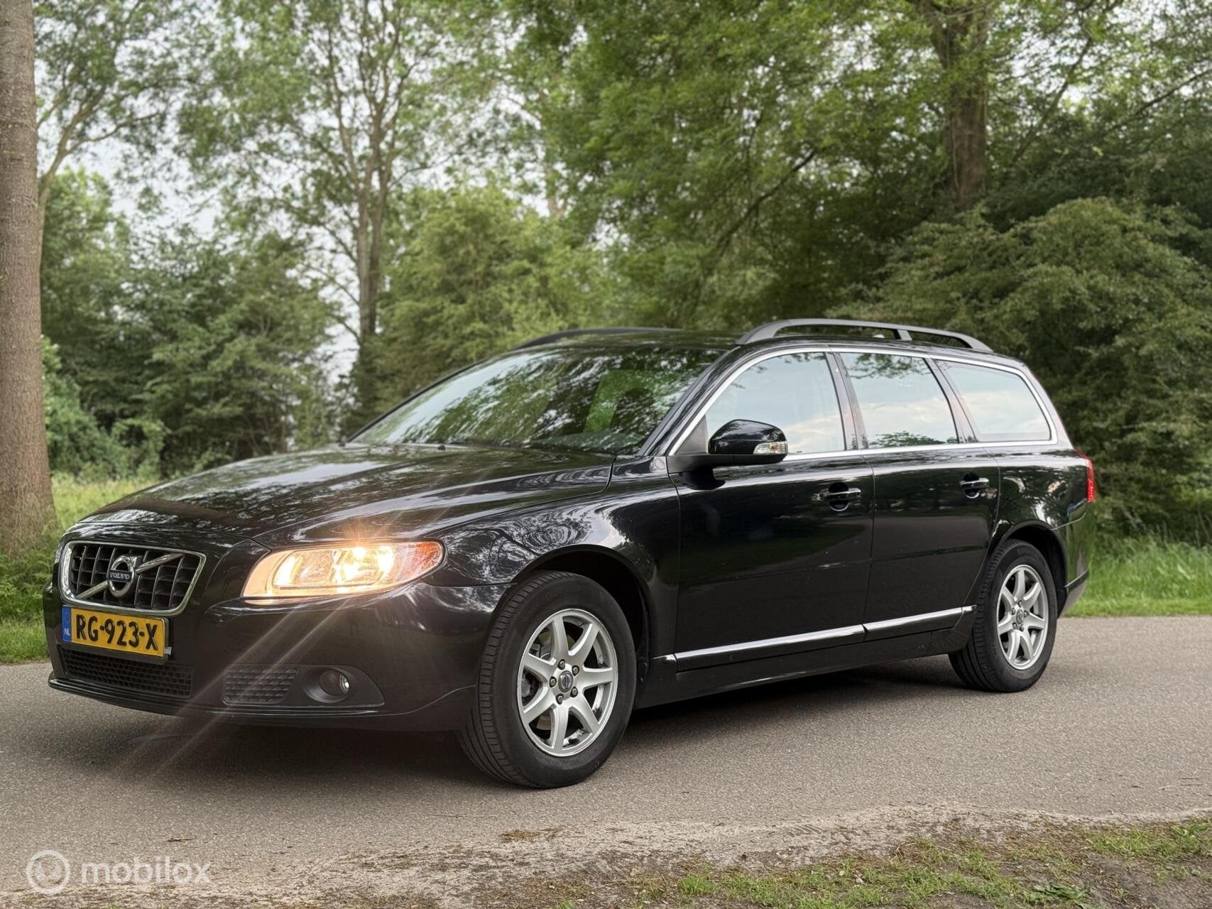 Volvo V70 2.0 Summum, Auto's, Voorwielaandrijving, 145 pk, Gebruikt, 4 cilinders