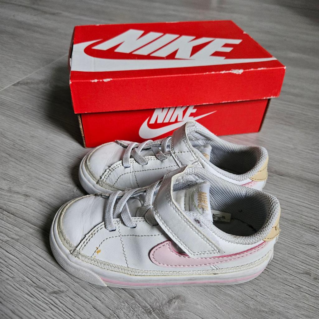 Opruiming: Nike Court Borough Low 2 sneakers maat 25, Ophalen of Verzenden, Nike, Meisje