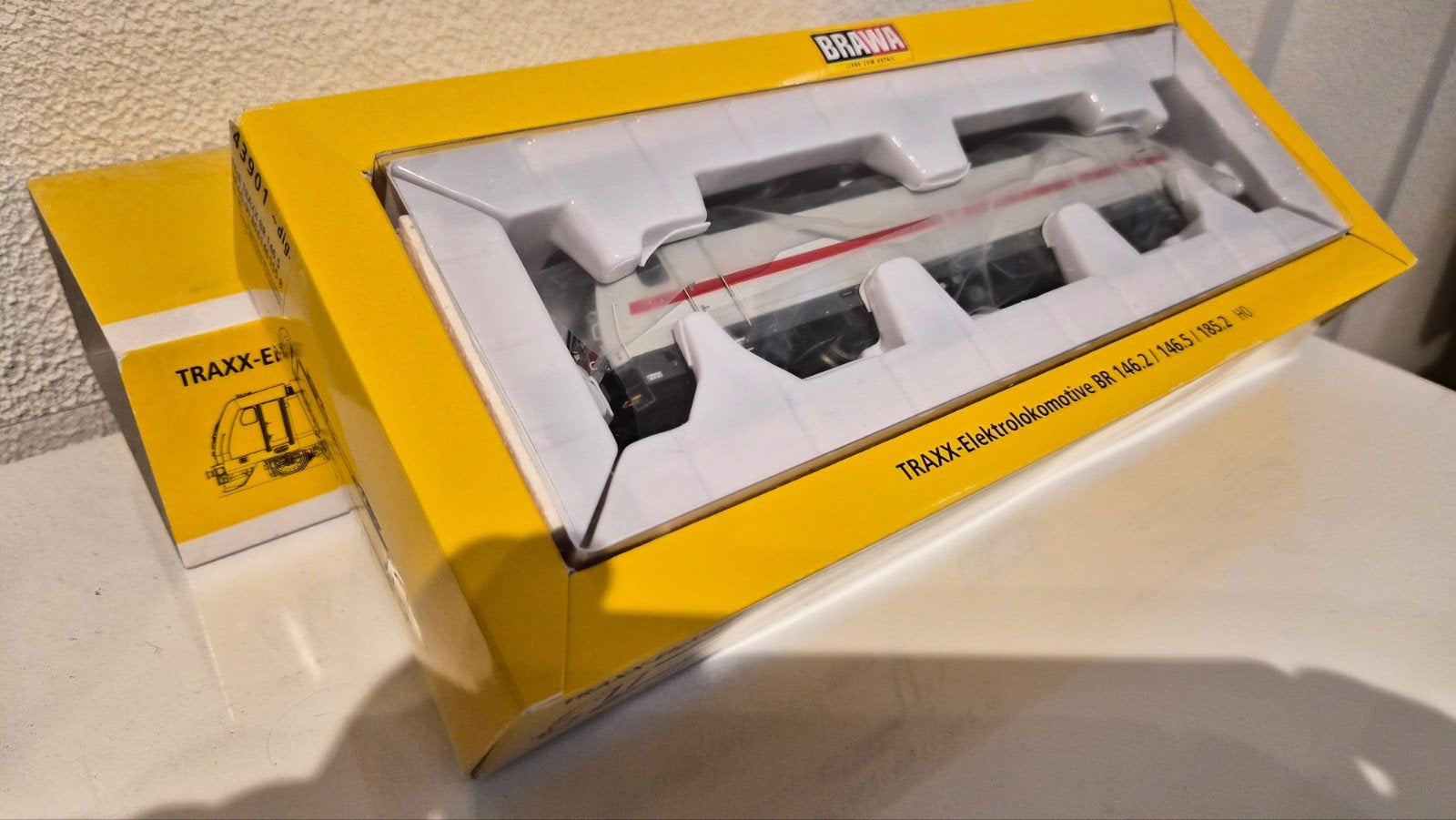 BRAWA traxx elok BR 146.2 met ESU loksound, Overige merken, Wisselstroom, Locomotief, Nieuw
