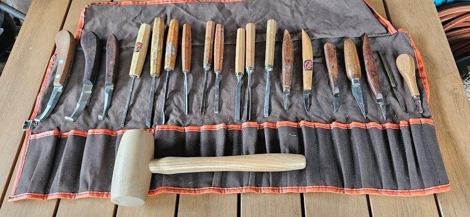 Mooi set houtsnijmesjes beitels en gutsen Pfeil Spannsage ea, Antiek en Kunst, Antiek | Gereedschap en Instrumenten, Ophalen of Verzenden