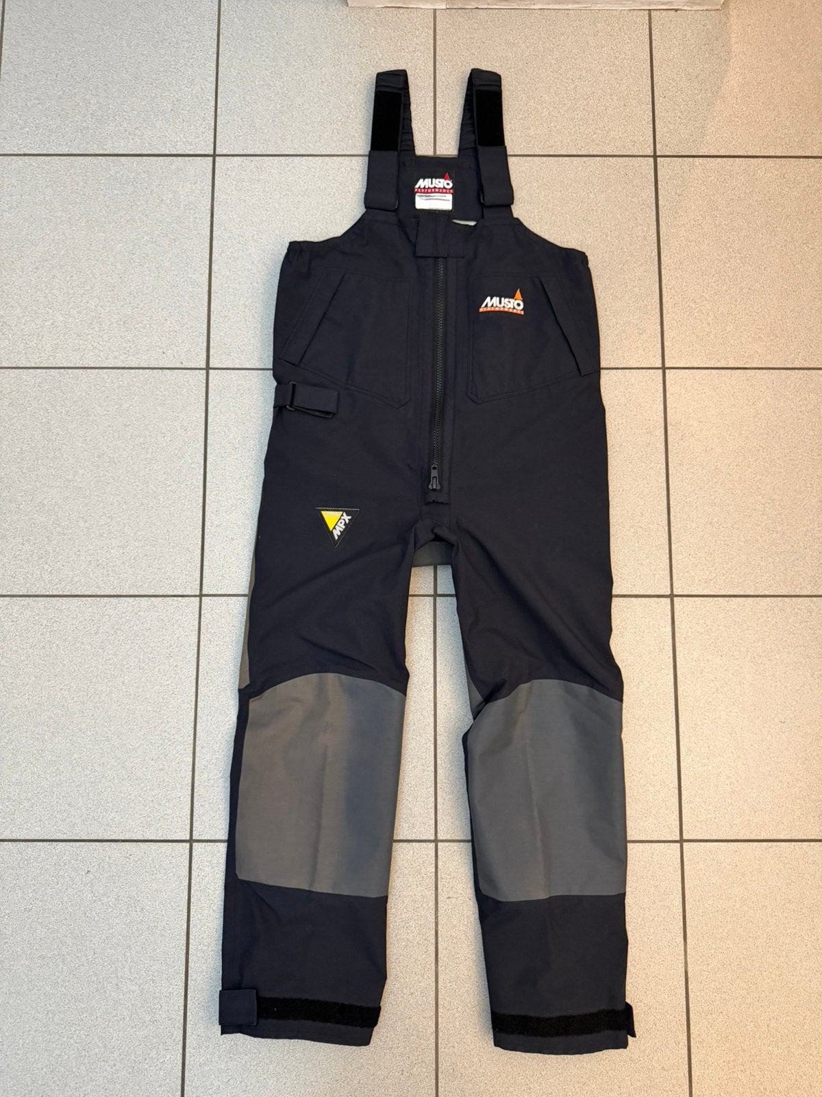 Musto MPX zeilbroek maat L, Watersport en Boten, Ophalen of Verzenden, Zo goed als nieuw, Dame of Heer, Zeilbroek