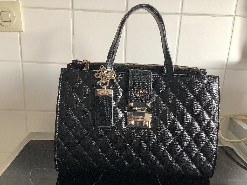 Guess handtas schoudertas, Ophalen of Verzenden, Nieuw, Zwart, Overige merken
