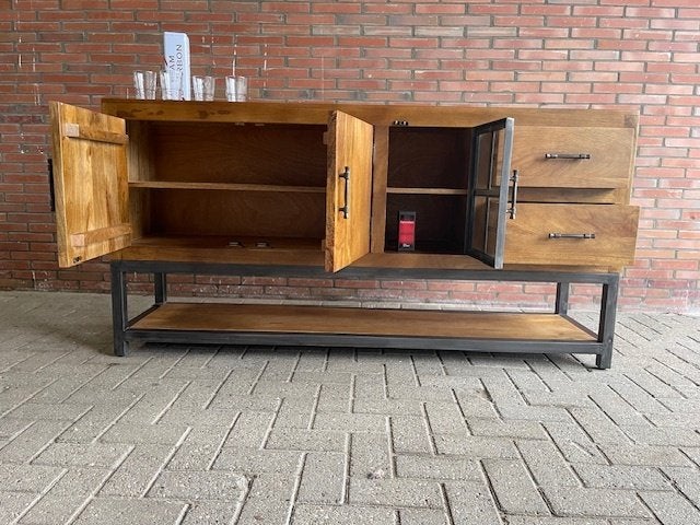Dressoir Firenze 180 cm mangohout met smeedijzer en glas, 1 of 2 laden, 150 tot 200 cm, Nieuw, Ophalen of Verzenden
