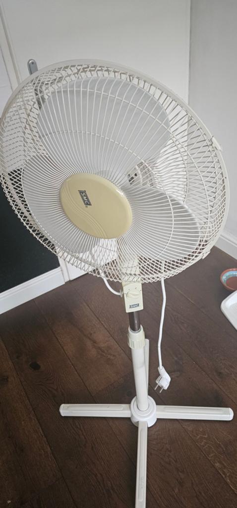 Witte Statiefventilator - SMC, Ophalen of Verzenden