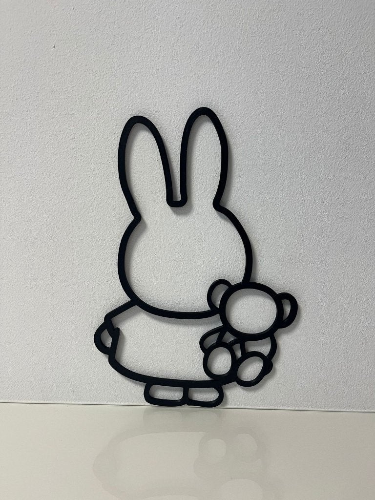 Nijntje met Beer Wanddecoratie – 3D Geprint – Ca. 25 cm, Zwart, Kunststof, Modern, Nieuw