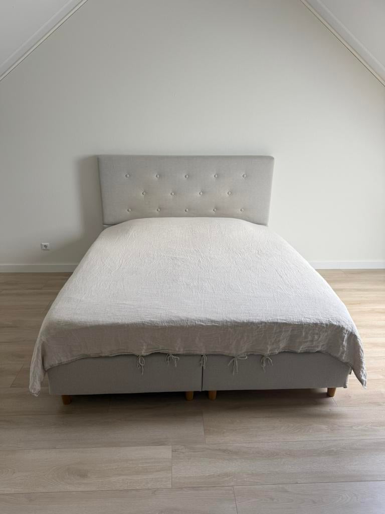 Beige boxspring 180x200 ikea, Ophalen