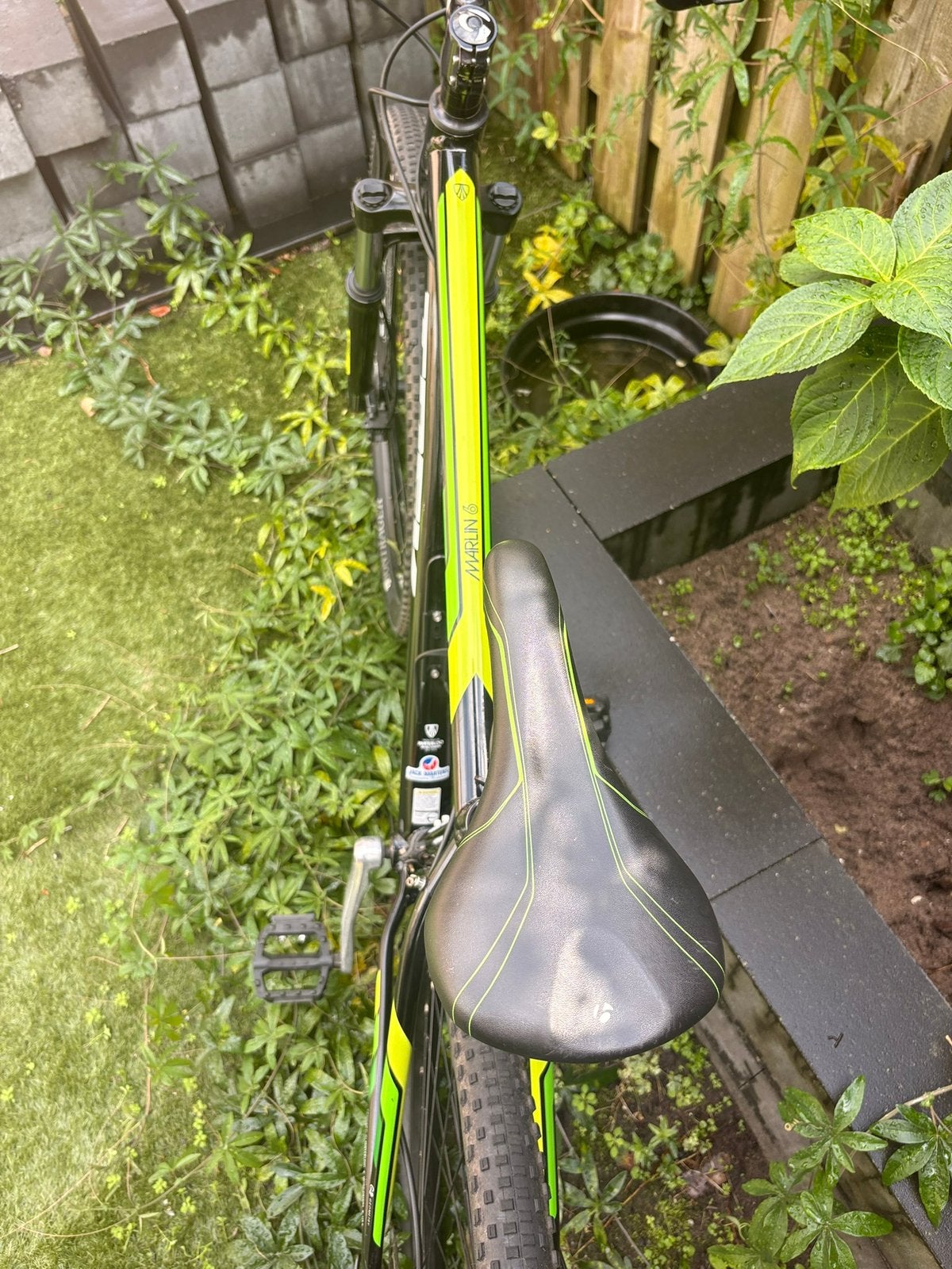 Foto 4 van Trek mountainbike zo goed als nieuw