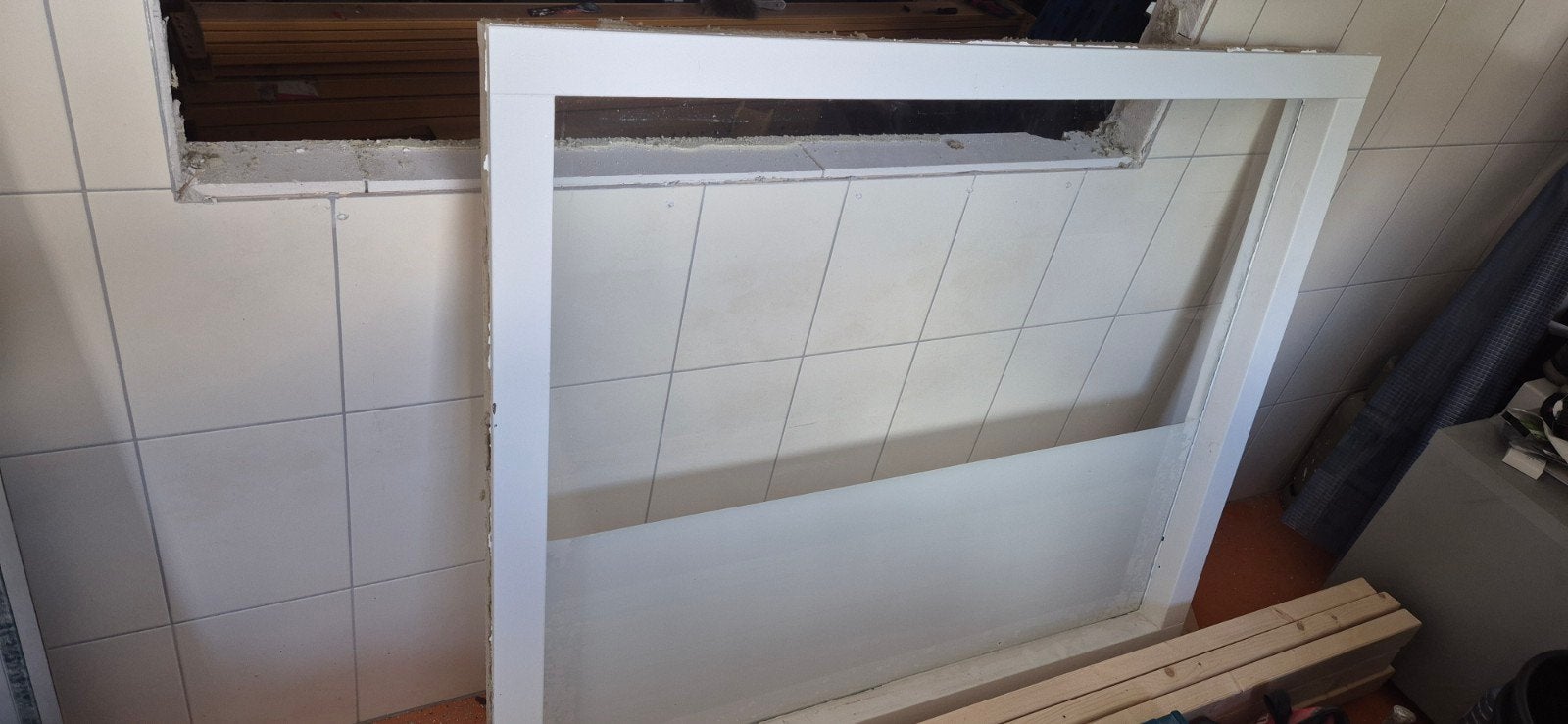 Raam met hardhouten kozijn 140x120, Raamkozijn, 75 tot 150 cm, Hout, Ophalen