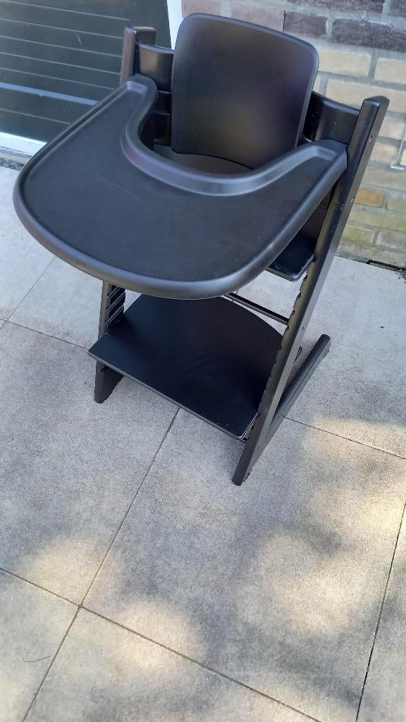 Stokke Tripp Trapp kinderstoel, met tafelblad en babyset, Ophalen, Gebruikt, Meegroeistoel, Afneembaar eetblad