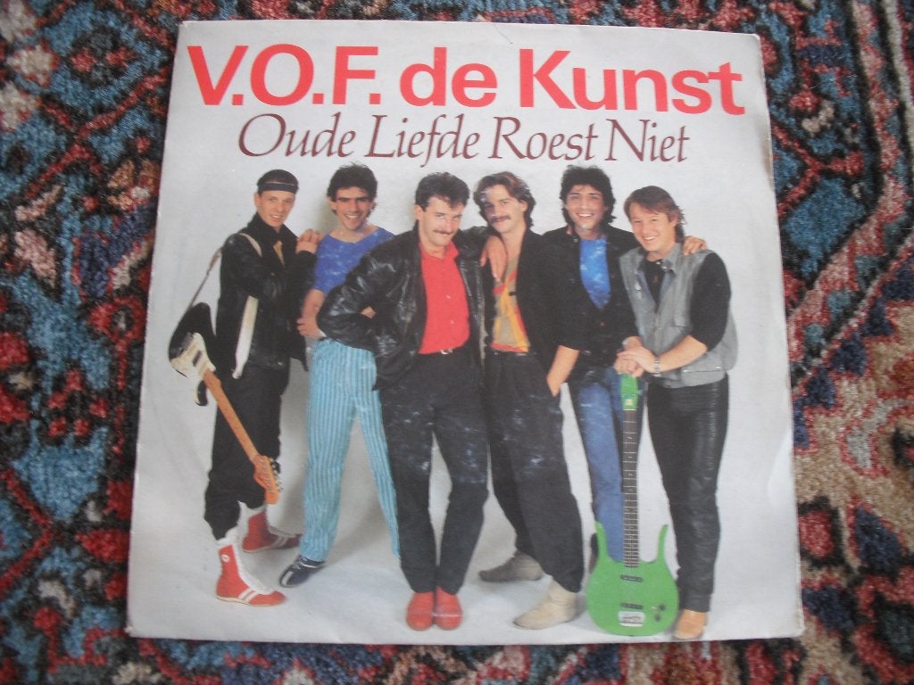 V.O.F. - de Kunst - Oude liefde roest niet., Ophalen of Verzenden, Gebruikt, 12 inch, Levenslied of Smartlap