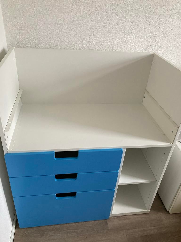 IKEA Stuva commode met blauwe lades, Kinderen en Baby's, Kinderkamer | Commodes en Kasten, Ophalen, Gebruikt, 50 tot 70 cm, 75 tot 100 cm