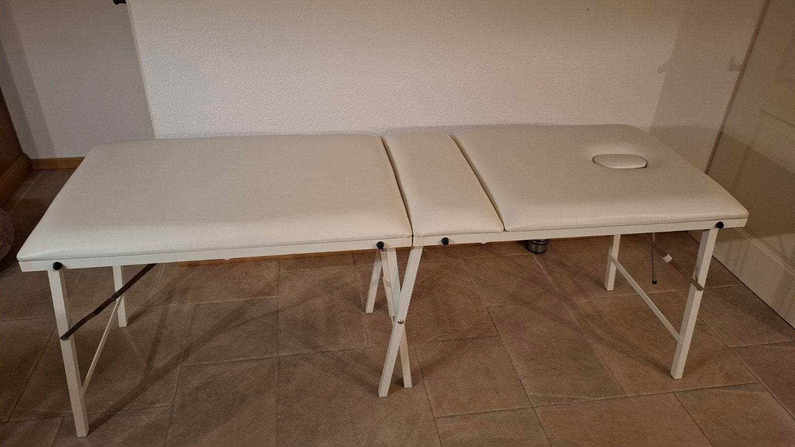 Behandeltafel inklapbaar, Ophalen, Zo goed als nieuw, Massagetafel