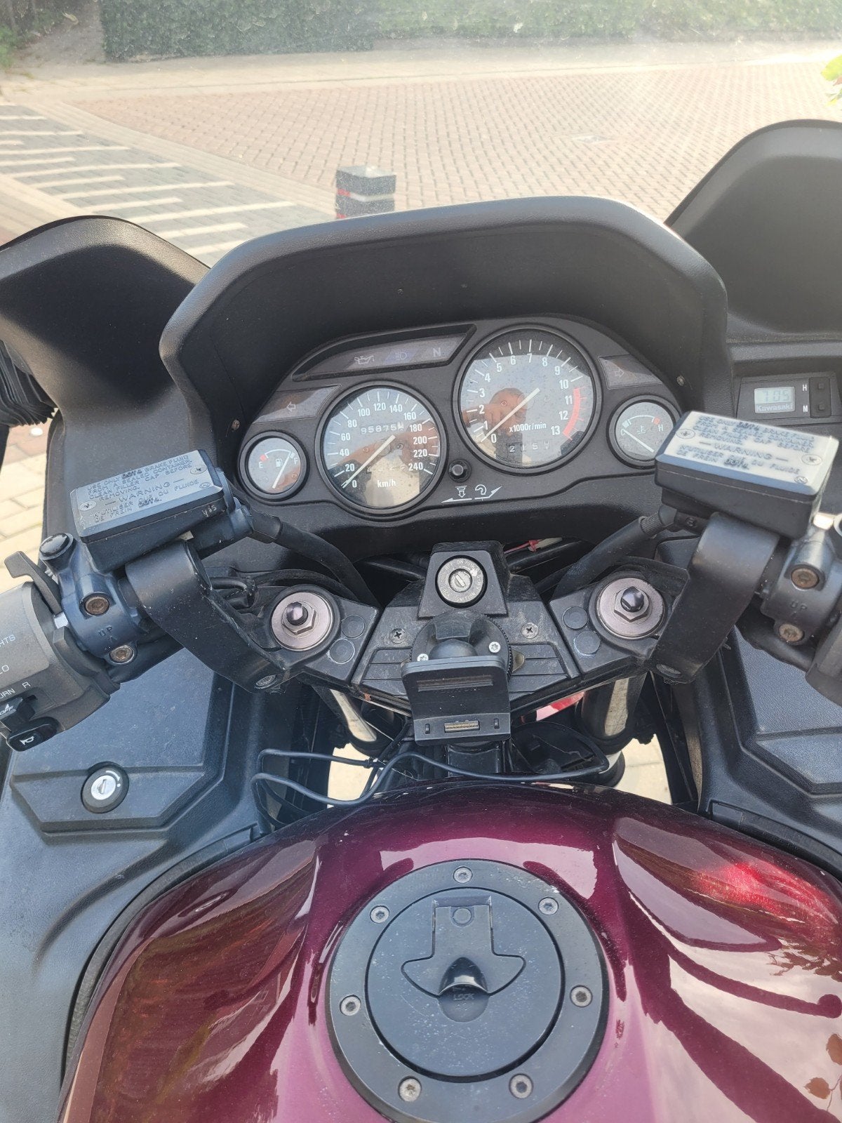 Te koop zeer goed onderhouden motor kawasaki GTR 1000, Motoren, Particulier, Naked bike