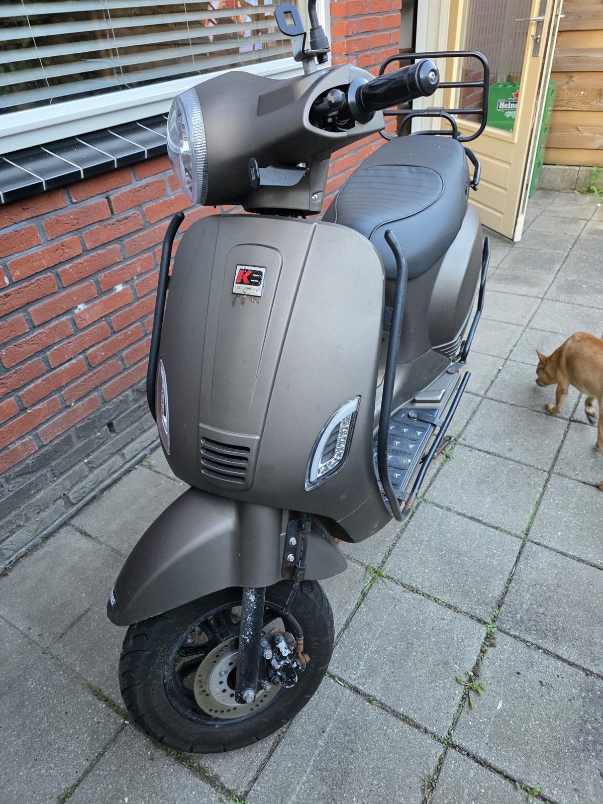 Killerbee scooter., Ophalen, Gebruikt, Maximaal 45 km/u, Benzine