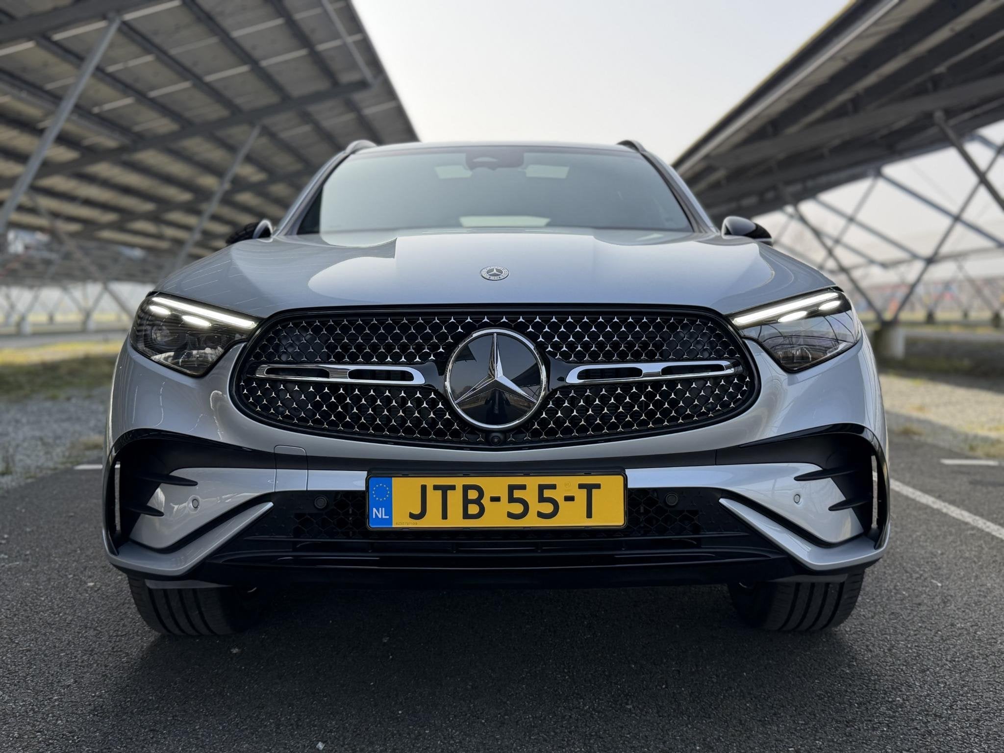 Mercedes-Benz GLC-klasse 300e 4MATIC Sport Edition | Night |, Auto's, Automaat, 4 cilinders, 2000 kg, 167 km/l