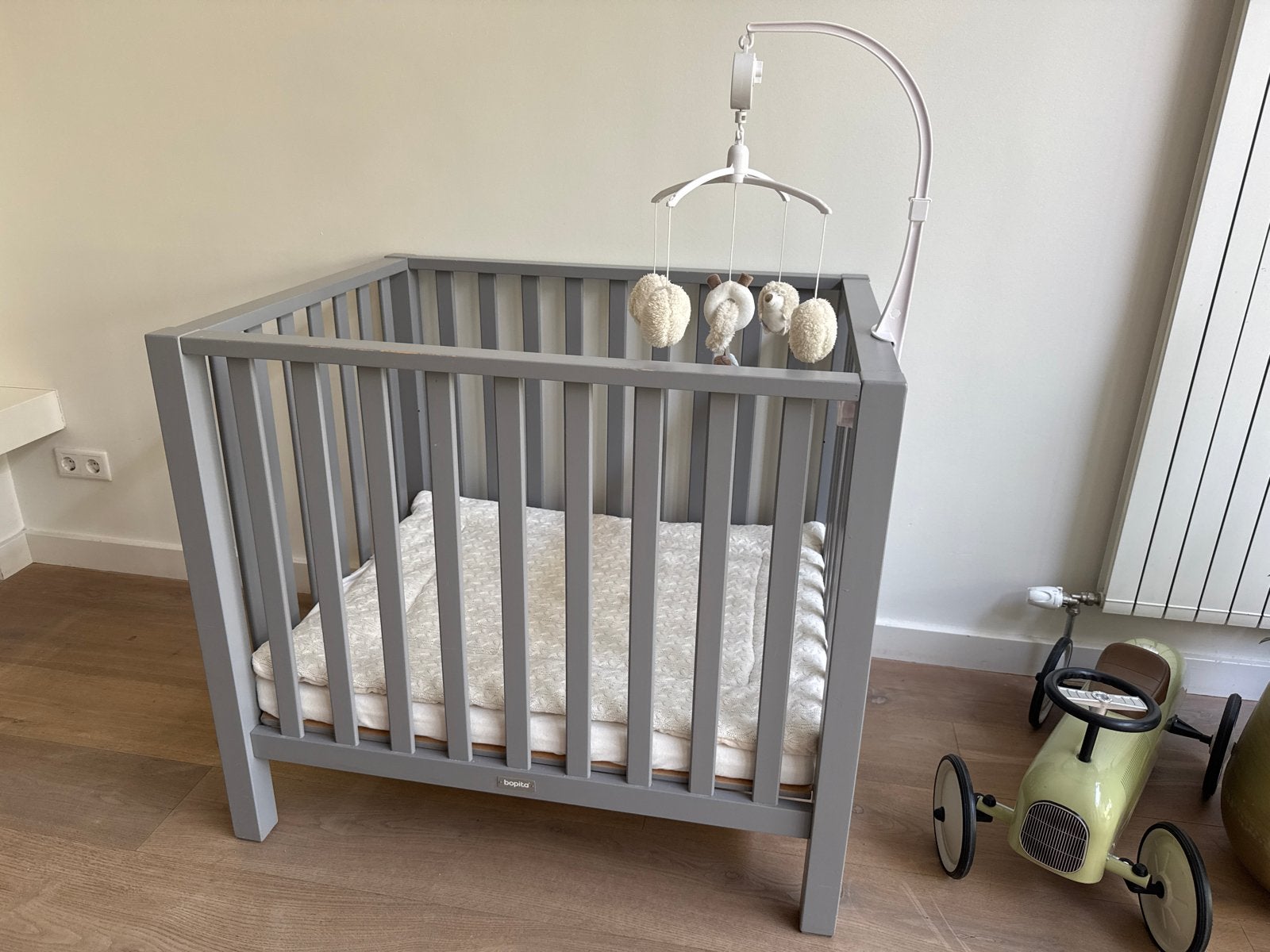 Bopita Box - inclusief accessoires, Kinderen en Baby's, Boxen, Ophalen, Gebruikt, Vierkant, In hoogte verstelbaar