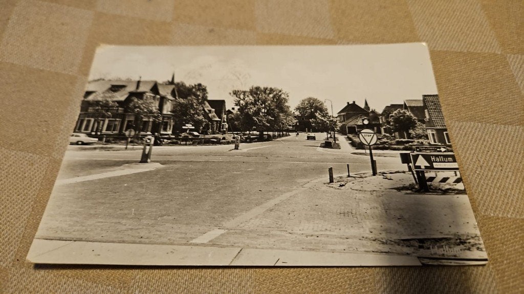 Oude ansichtkaart Nederland Dorp Hallum, Ophalen of Verzenden, Voor 1920, Friesland