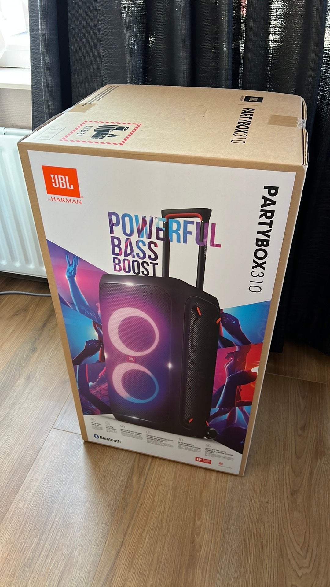 JBL Partybox 310 ongeopend